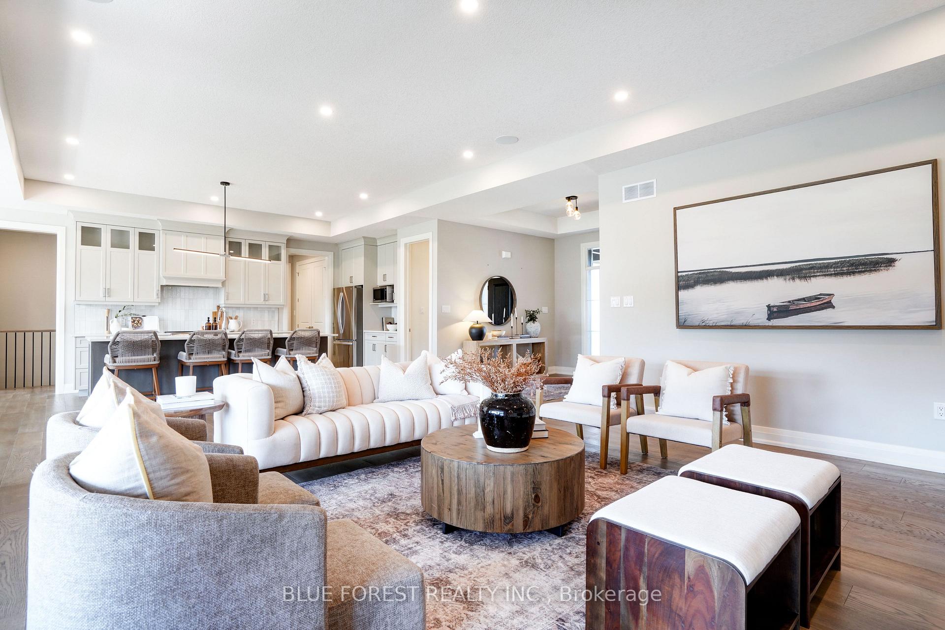 Photo 7 of 424 Warner Terrace, London, North R — HOMEH