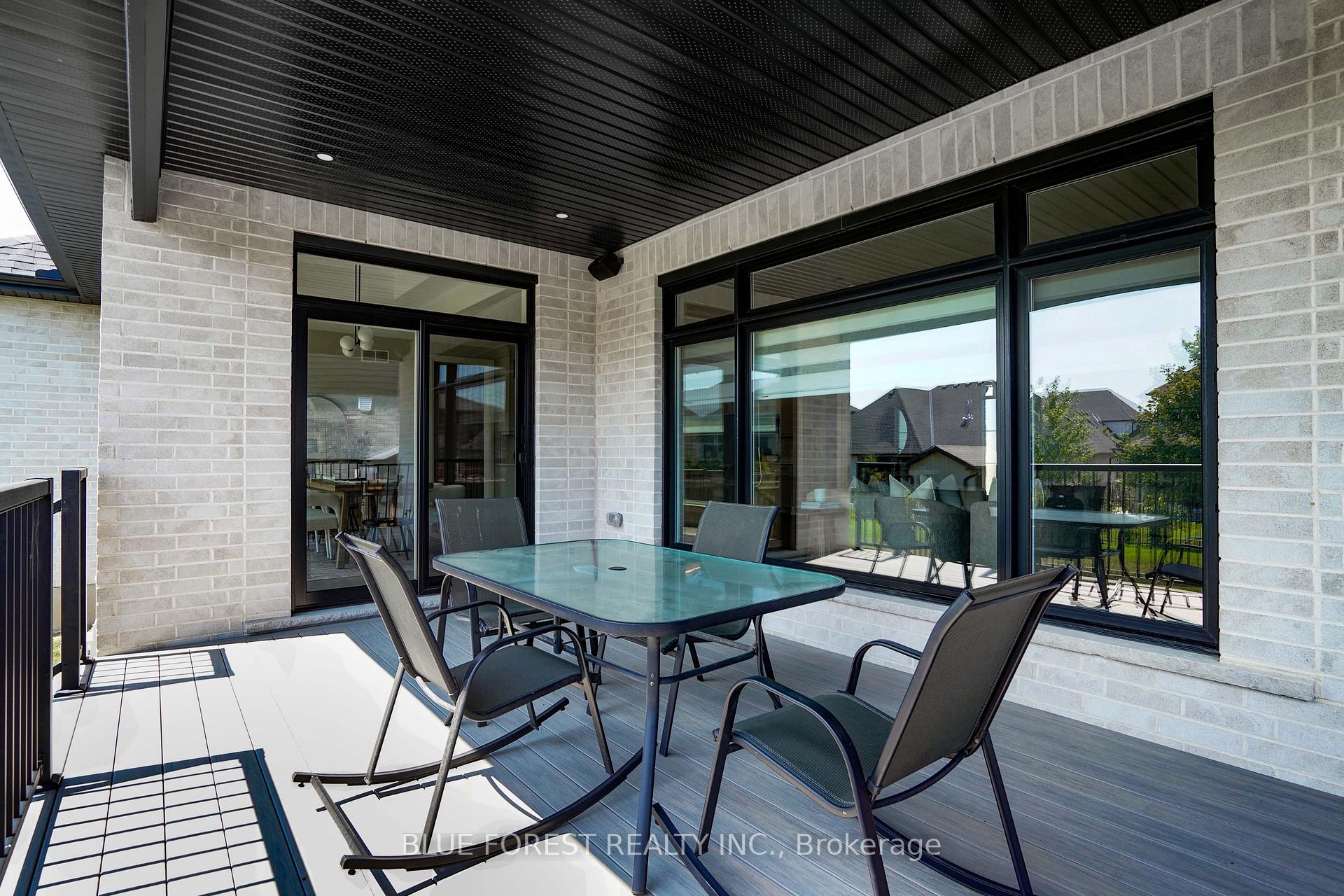 Photo 39 of 424 Warner Terrace, London, North R — HOMEH