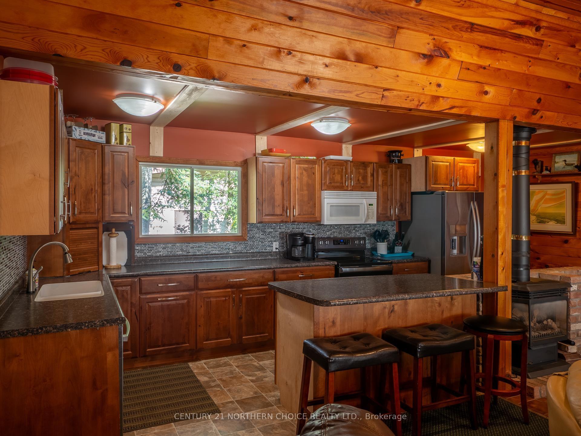 Photo 31 of A15 Clearwater Bay, Kenora Remote Area, Lake of the Woods West — HOMEH