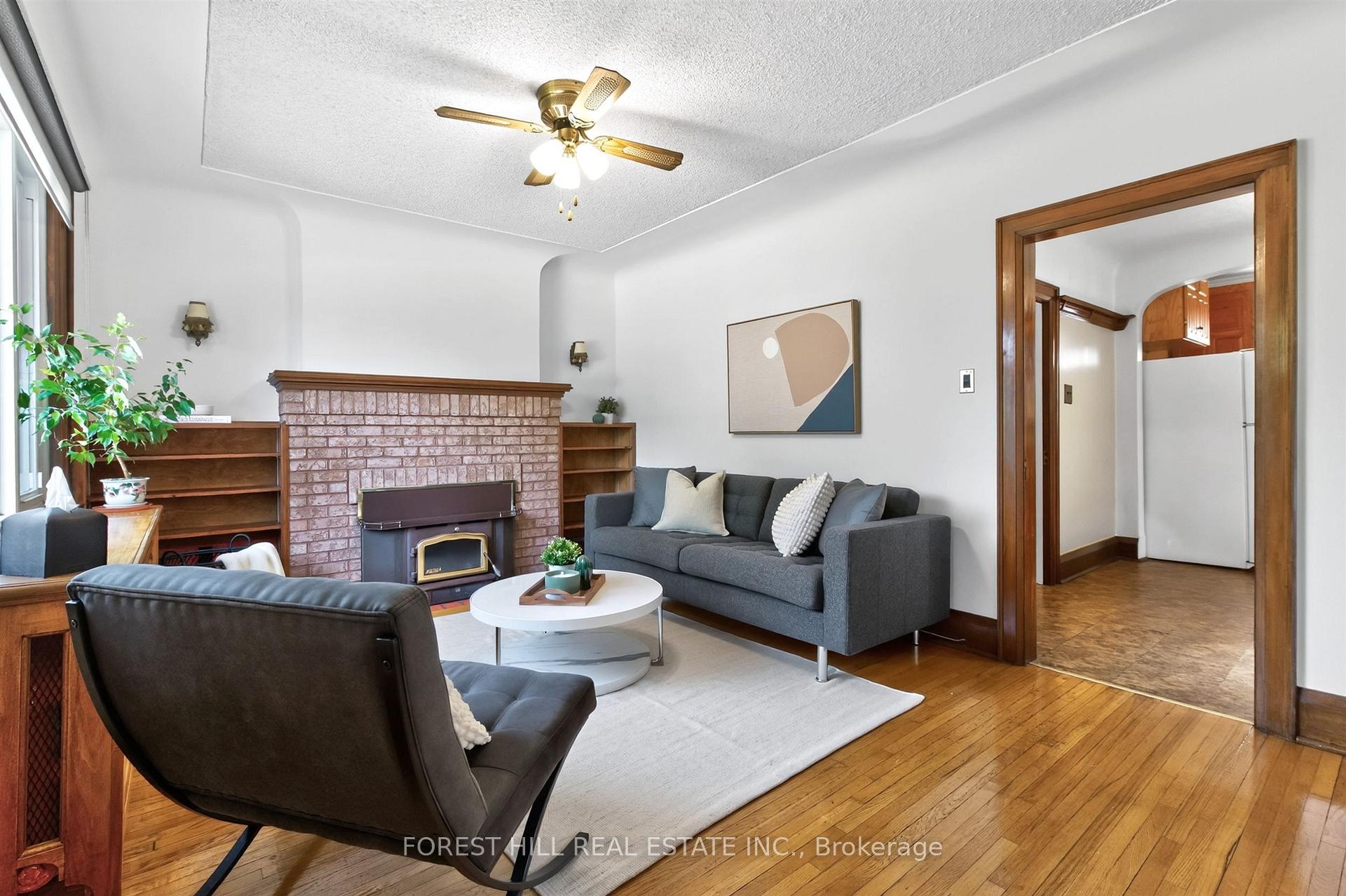 Photo 4 of 11 Yarrow Road, Toronto, Keelesdale-Eglinton West — HOMEH