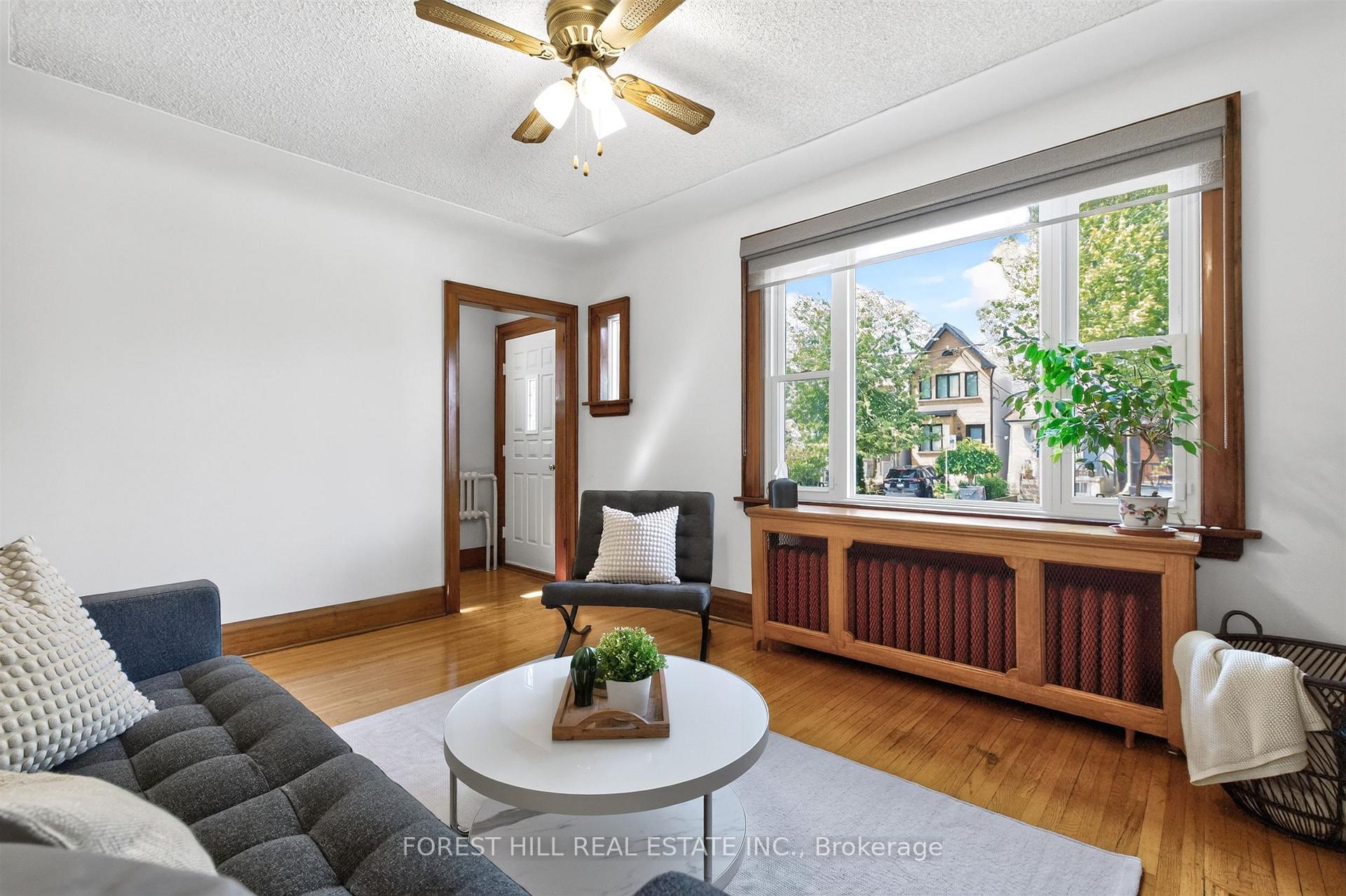 Photo 9 of 11 Yarrow Road, Toronto, Keelesdale-Eglinton West — HOMEH