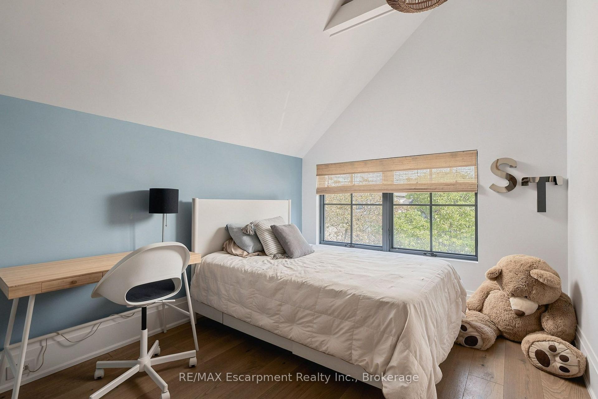 Photo 31 of 44 Thirteenth Street, Etobicoke, New Toronto — HOMEH