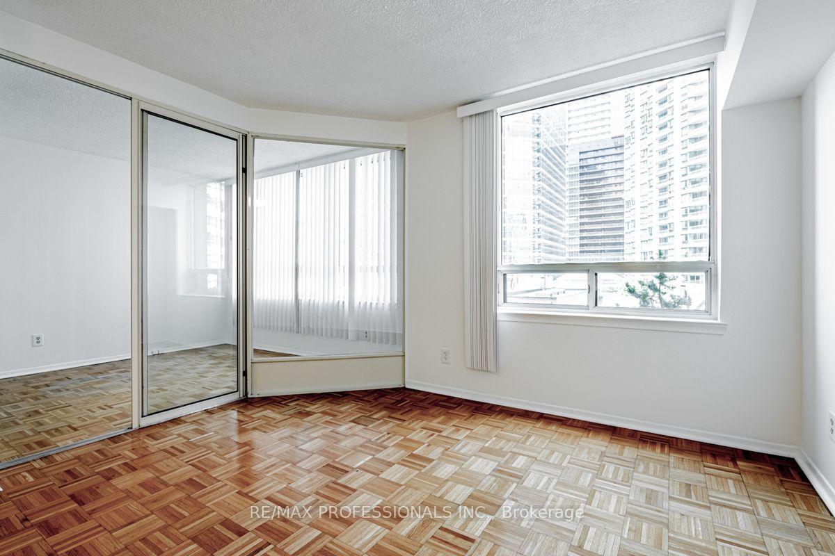 Photo 20 of Unit 502, 633 Bay Street, Toronto, Bay Street Corridor — HOMEH
