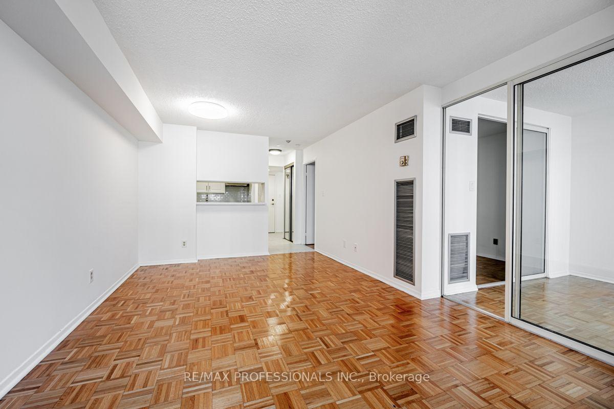 Photo 21 of Unit 502, 633 Bay Street, Toronto, Bay Street Corridor — HOMEH