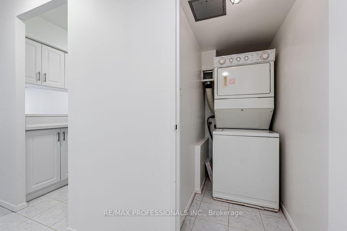 Photo 25 of Unit 502, 633 Bay Street, Toronto, Bay Street Corridor — HOMEH