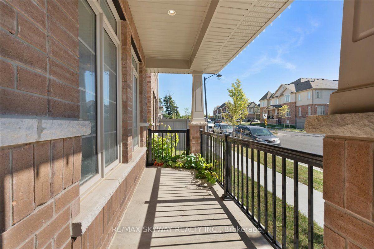 Photo 7 of 2 Georgina Street, Kitchener, Pioneer Park/Doon/Wyldwoods — HOMEH