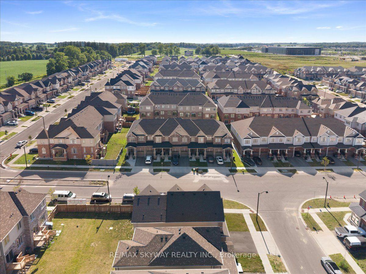 Photo 49 of 2 Georgina Street, Kitchener, Pioneer Park/Doon/Wyldwoods — HOMEH