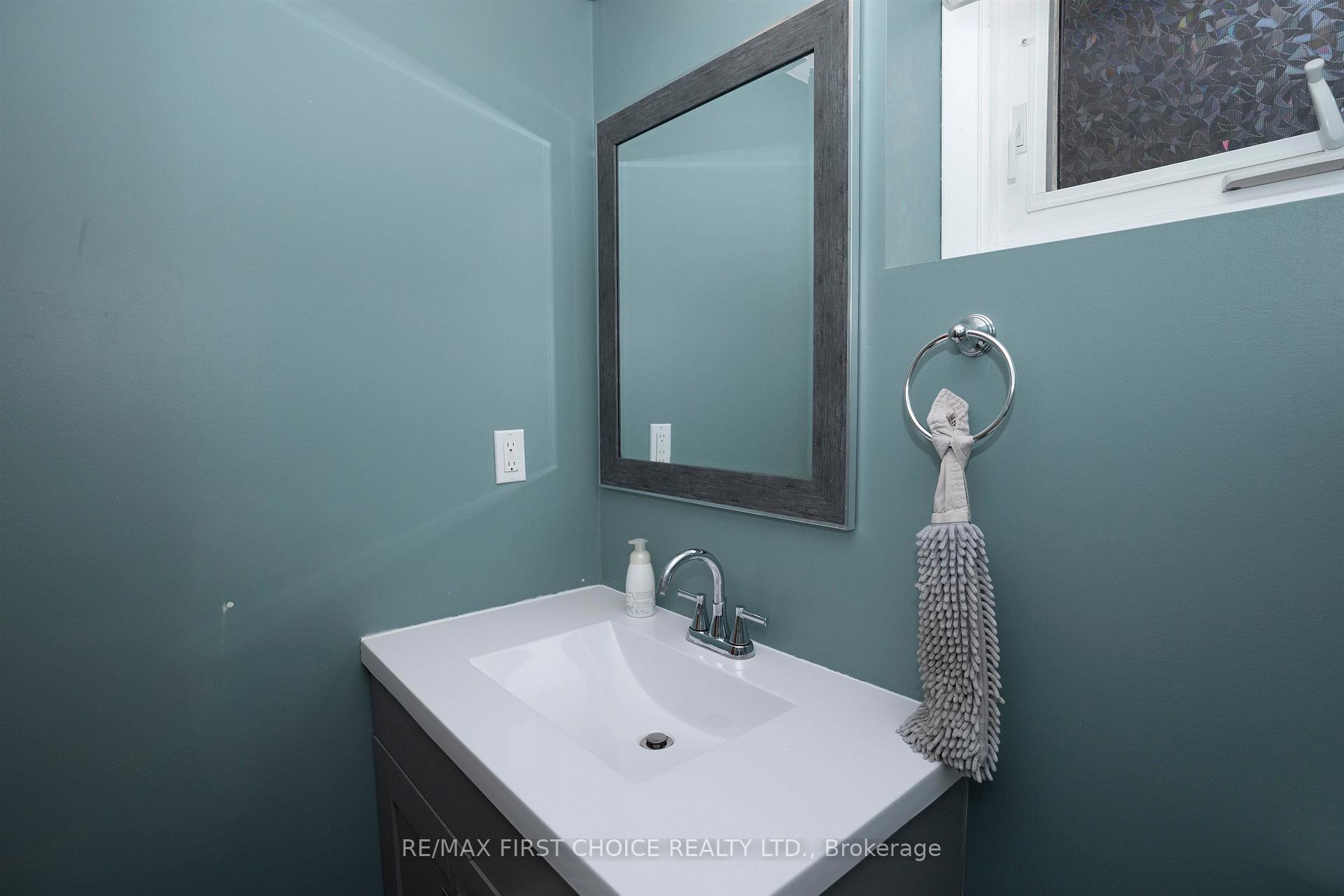 Photo 21 of 556 Laurentian Drive, Thunder Bay, Northwood Park — HOMEH