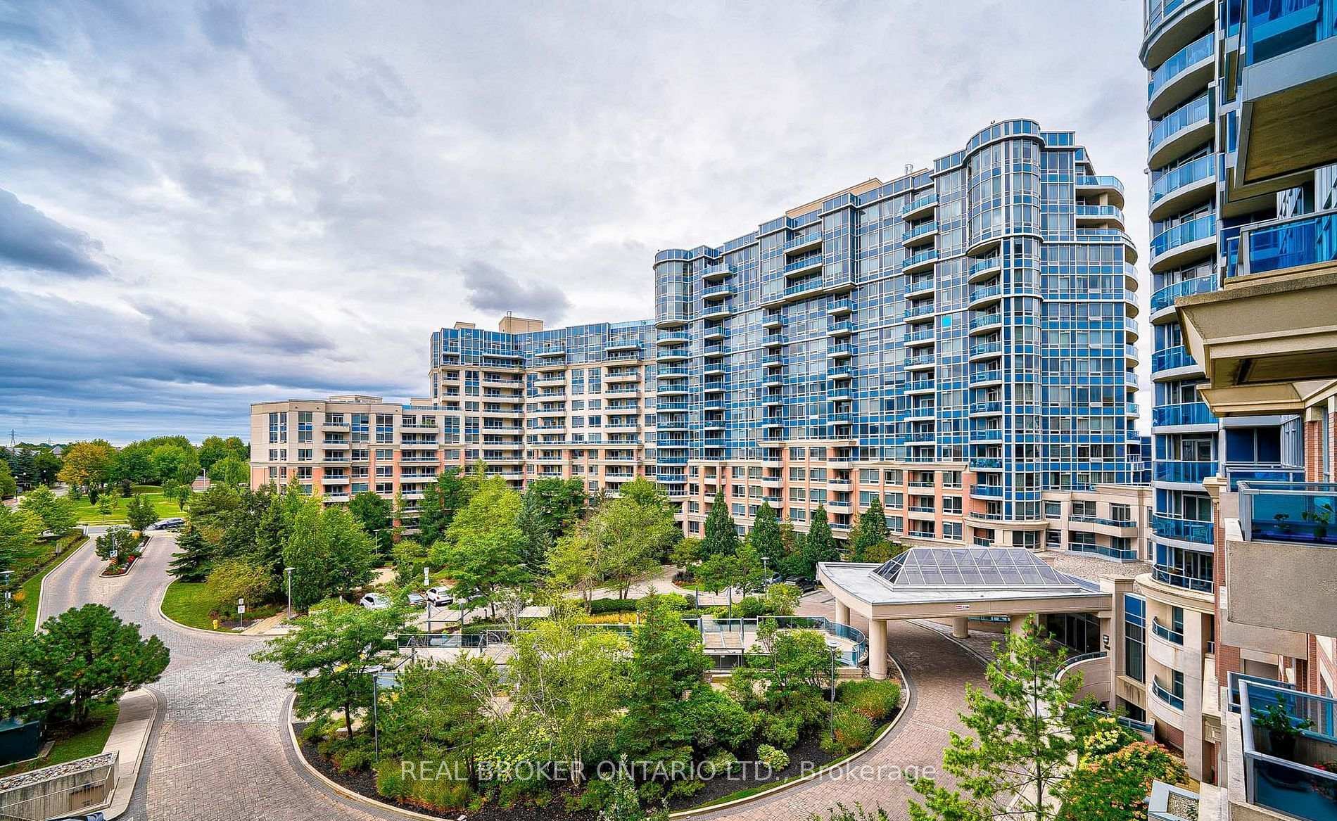 Photo 1 of Unit 971, 23 Cox Boulevard, Markham, Unionville — HOMEH