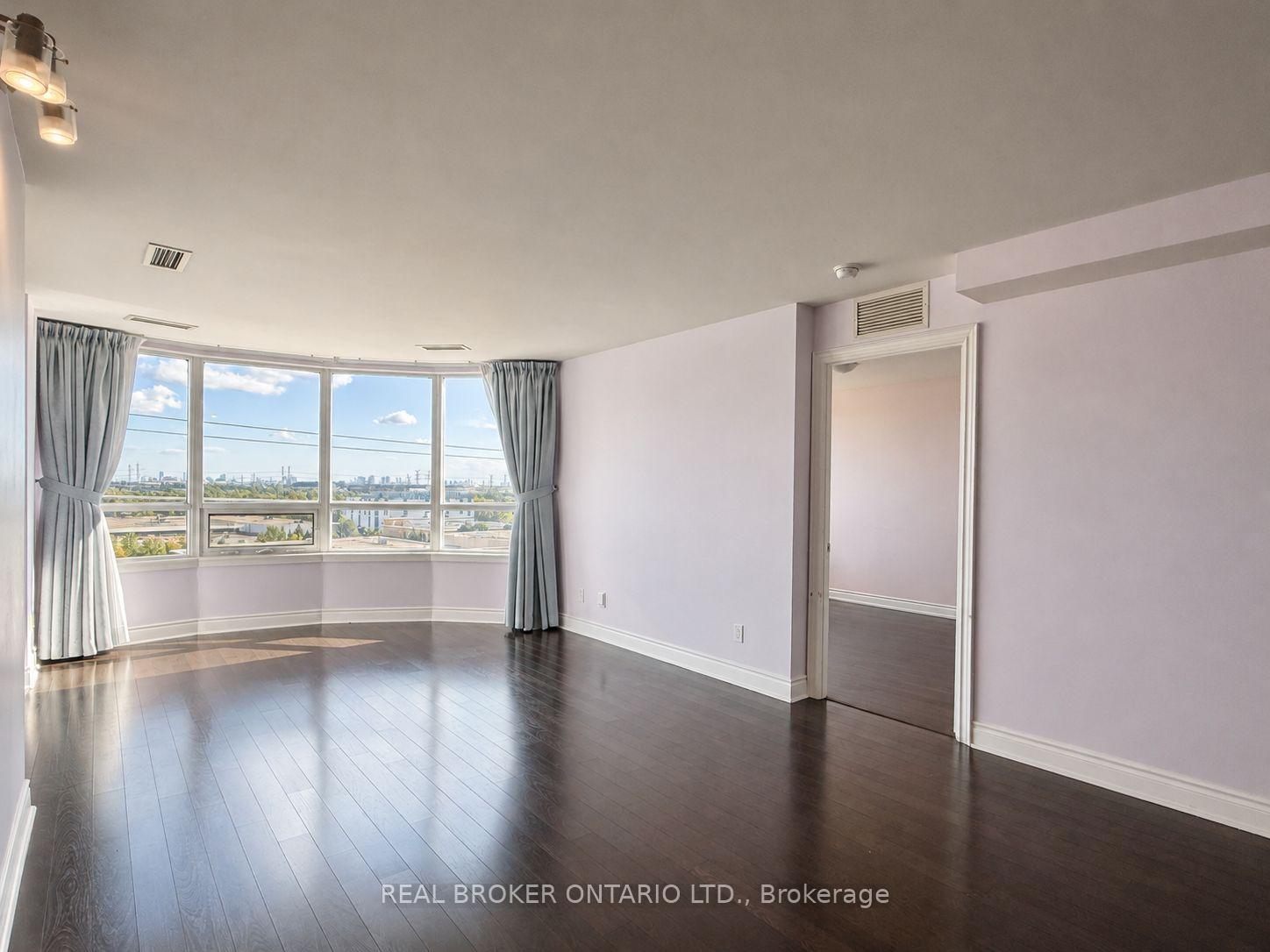 Photo 7 of Unit 971, 23 Cox Boulevard, Markham, Unionville — HOMEH