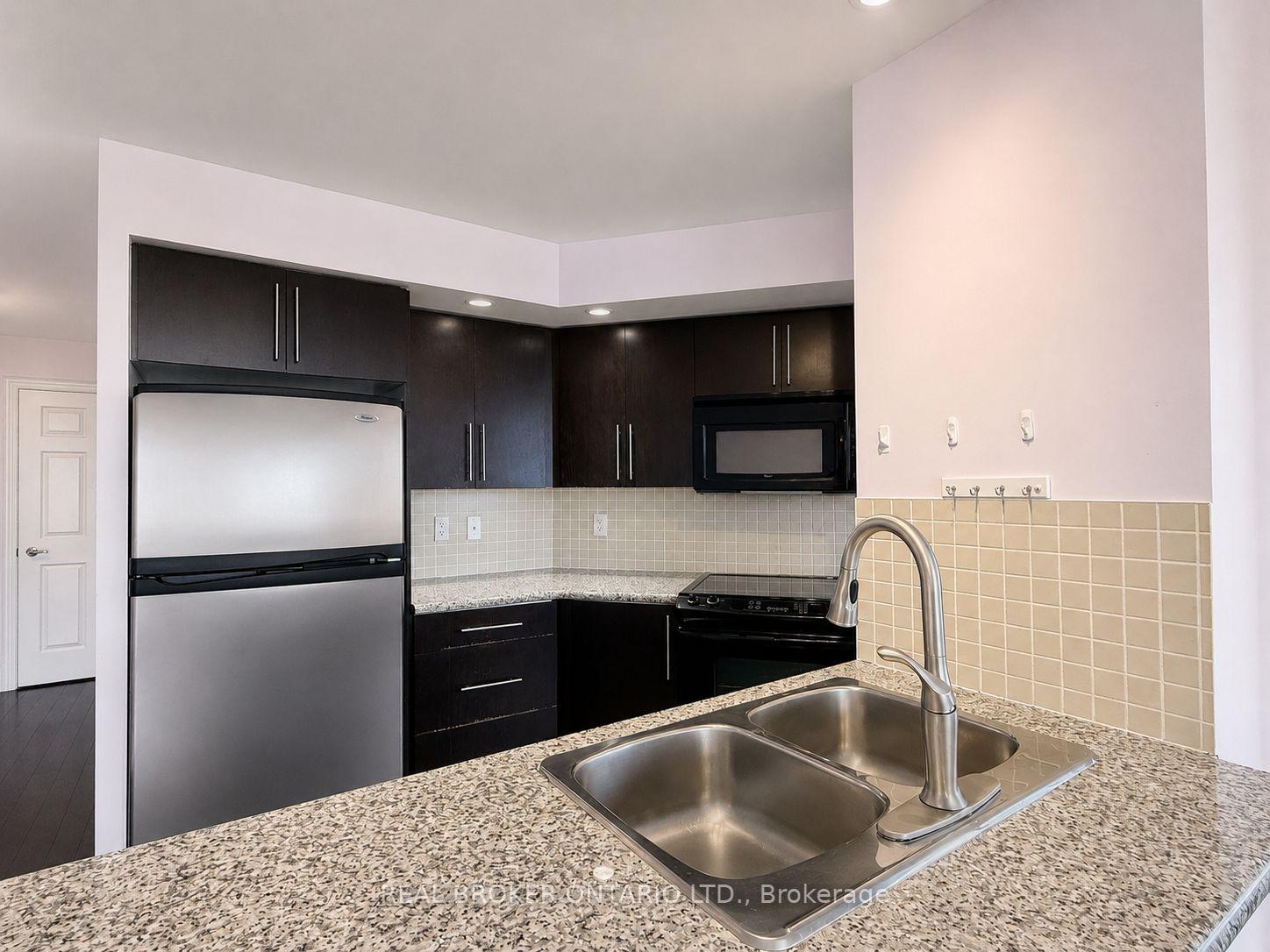 Photo 10 of Unit 971, 23 Cox Boulevard, Markham, Unionville — HOMEH