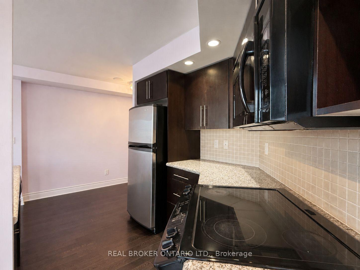 Photo 13 of Unit 971, 23 Cox Boulevard, Markham, Unionville — HOMEH