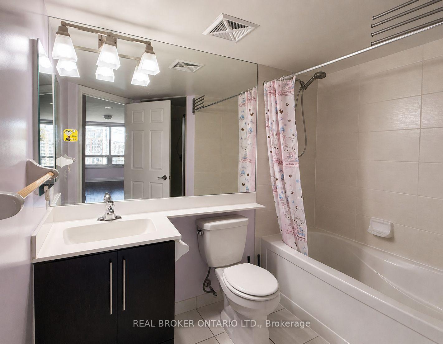 Photo 23 of Unit 971, 23 Cox Boulevard, Markham, Unionville — HOMEH