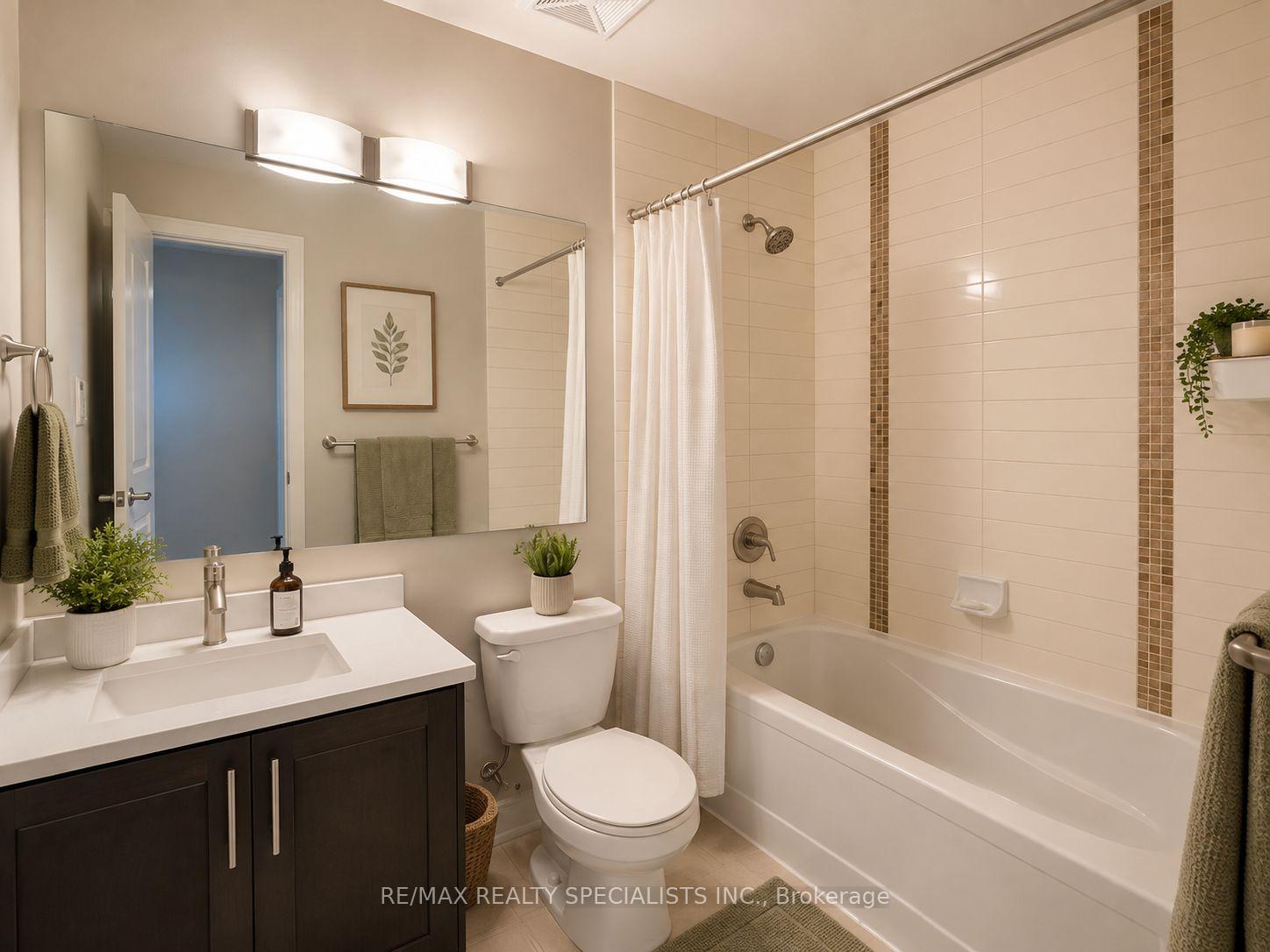 Photo 5 of Unit 306, 3525 Kariya Drive, Mississauga, Fairview — HOMEH