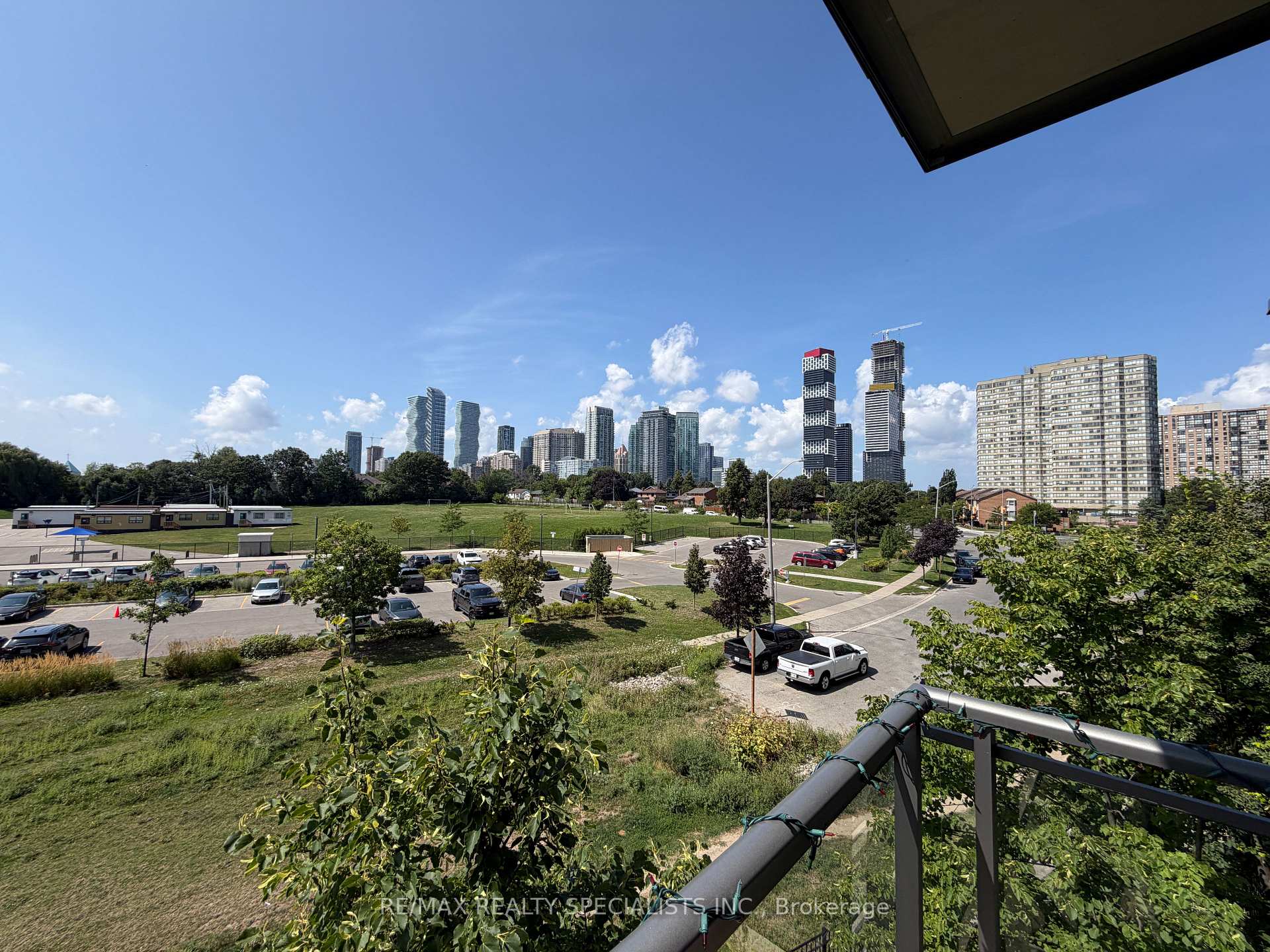 Photo 8 of Unit 306, 3525 Kariya Drive, Mississauga, Fairview — HOMEH