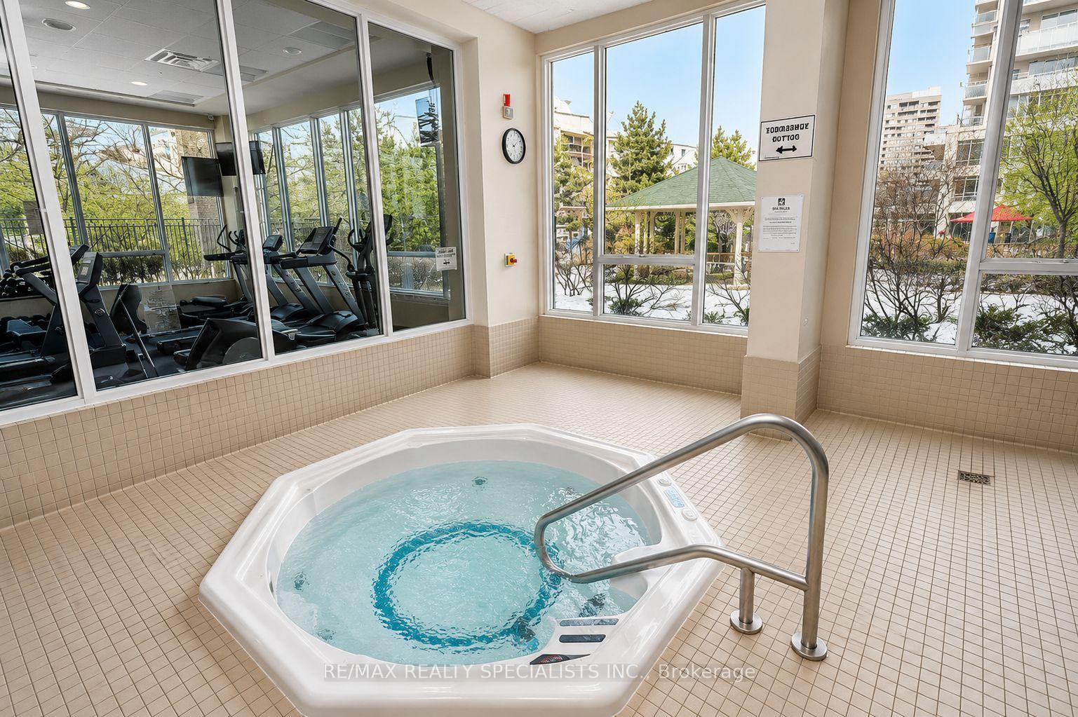Photo 10 of Unit 306, 3525 Kariya Drive, Mississauga, Fairview — HOMEH
