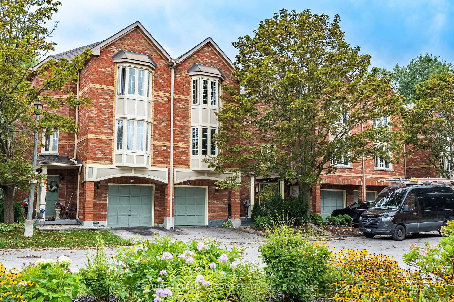 Front of 11 Guildpark Pathway