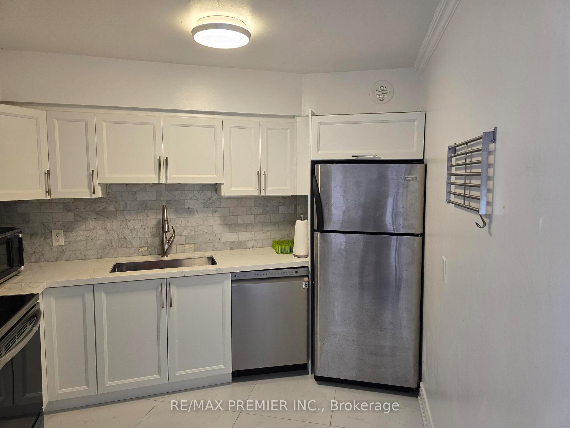 Photo 12 of Unit 1003, 270 Queens Quay W, Toronto, Waterfront Communities — HOMEH