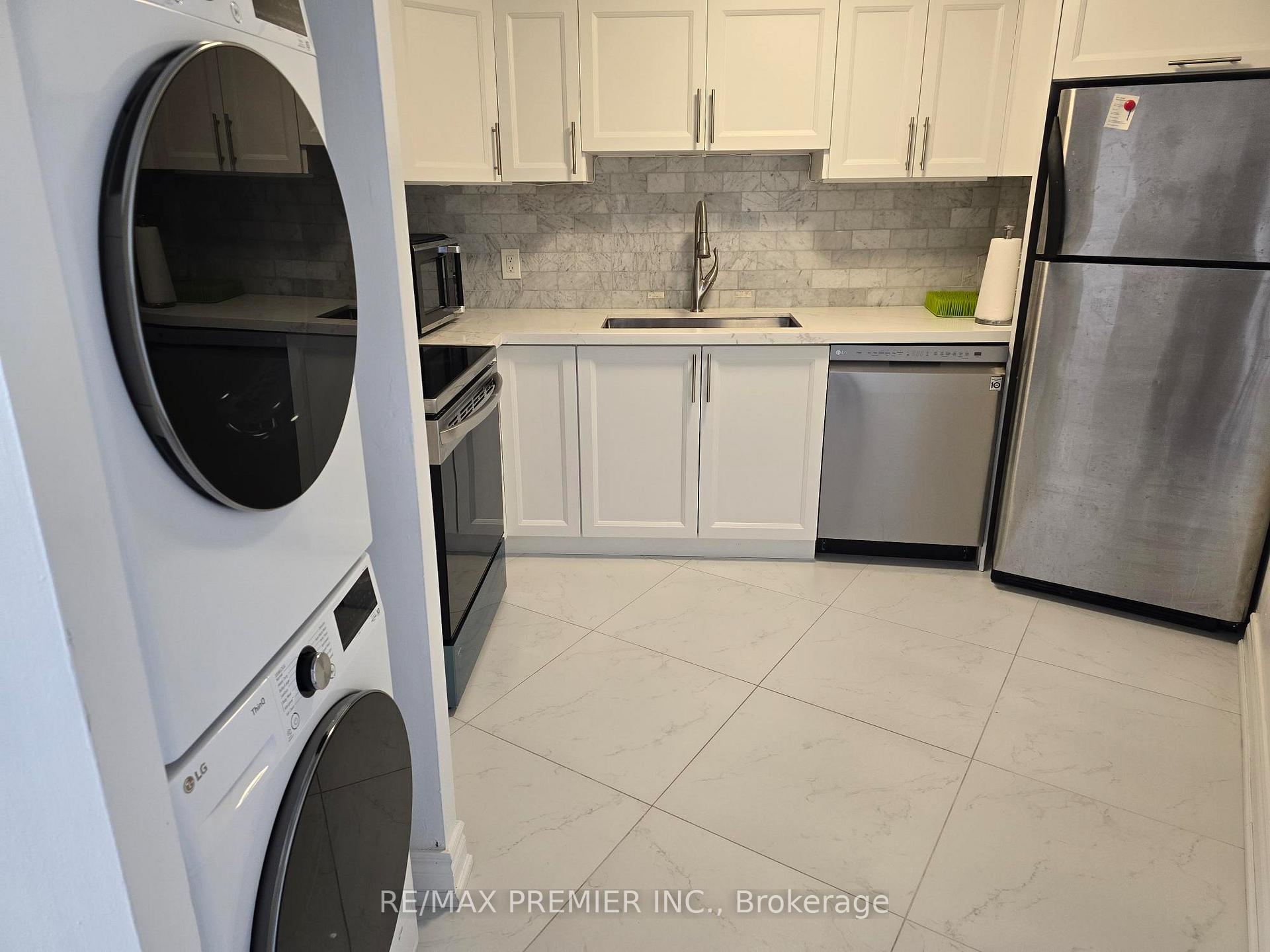 Photo 15 of Unit 1003, 270 Queens Quay W, Toronto, Waterfront Communities — HOMEH