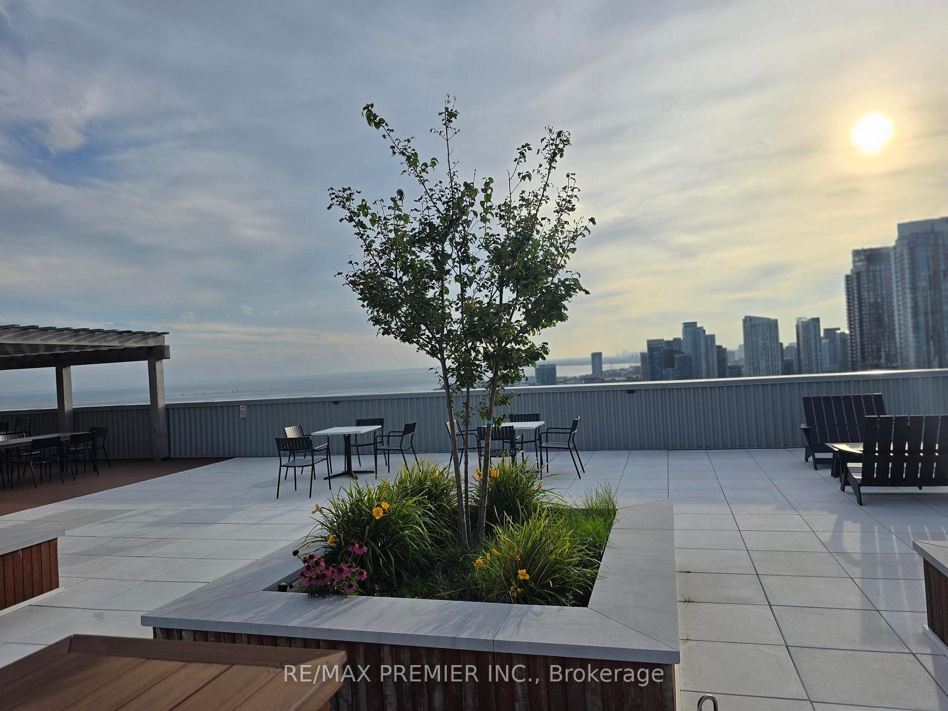 Photo 28 of Unit 1003, 270 Queens Quay W, Toronto, Waterfront Communities — HOMEH