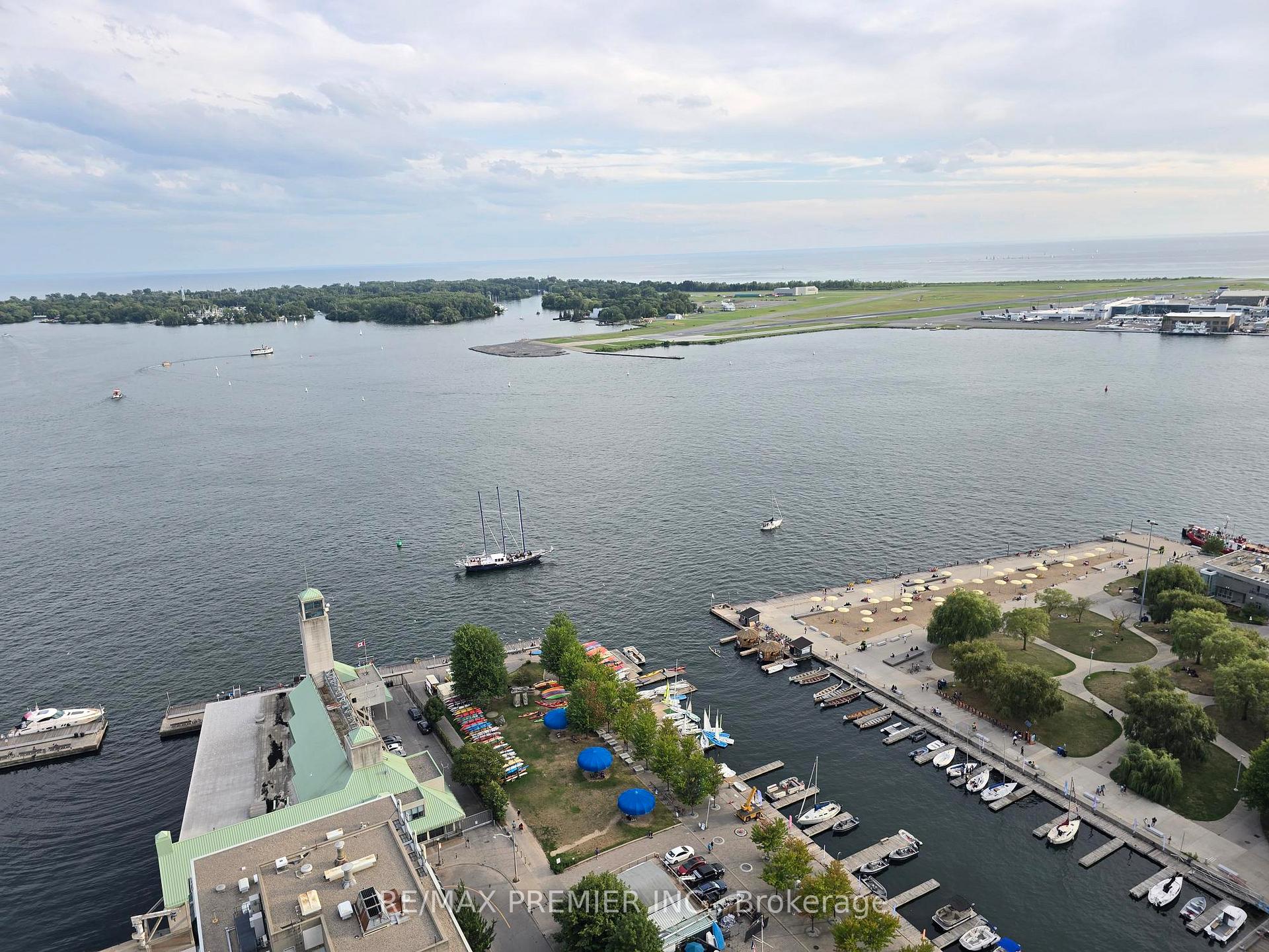 Photo 35 of Unit 1003, 270 Queens Quay W, Toronto, Waterfront Communities — HOMEH