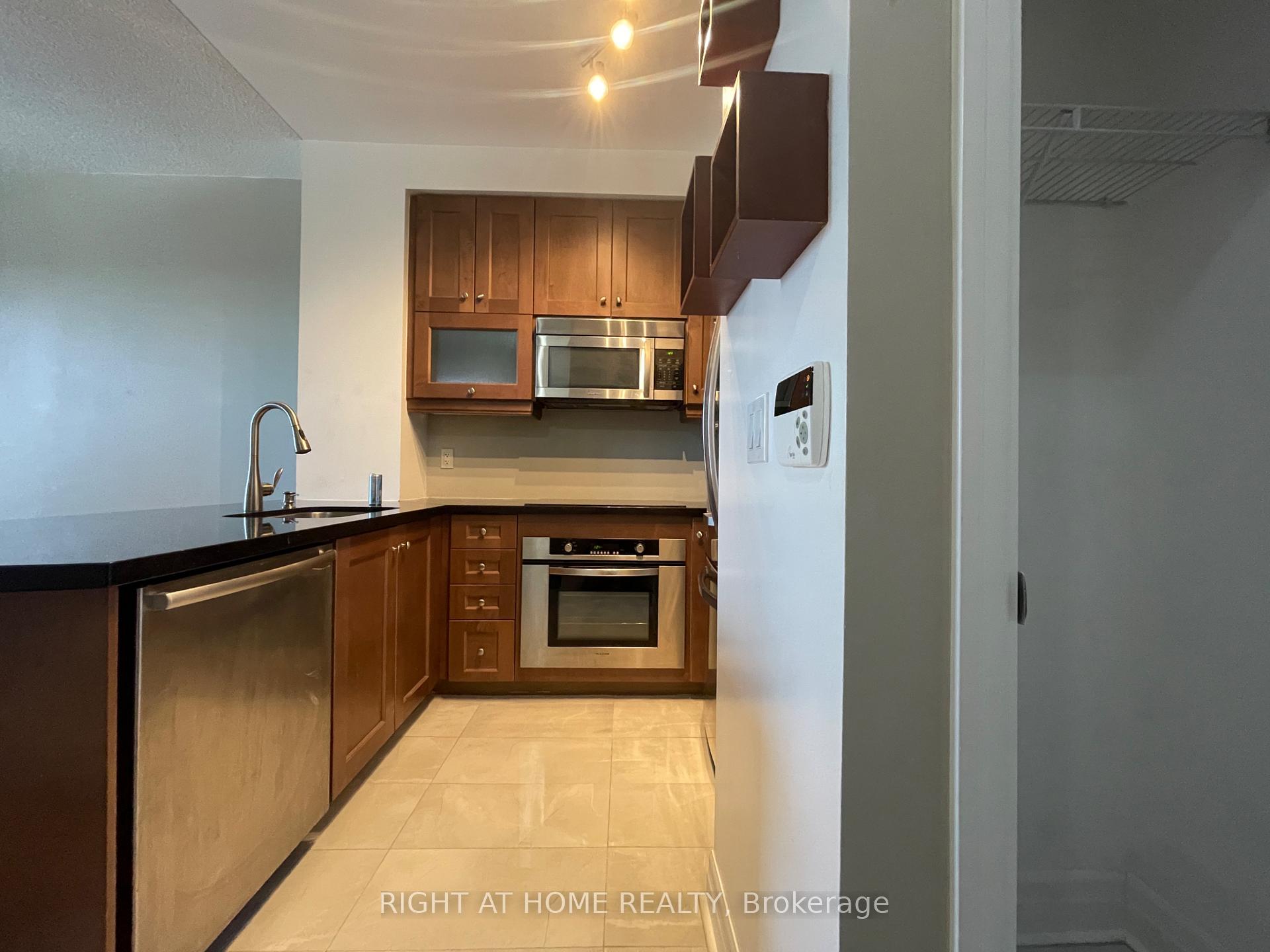 Photo 17 of Unit 1903, 35 Balmuto Street, Toronto, Bay Street Corridor — HOMEH