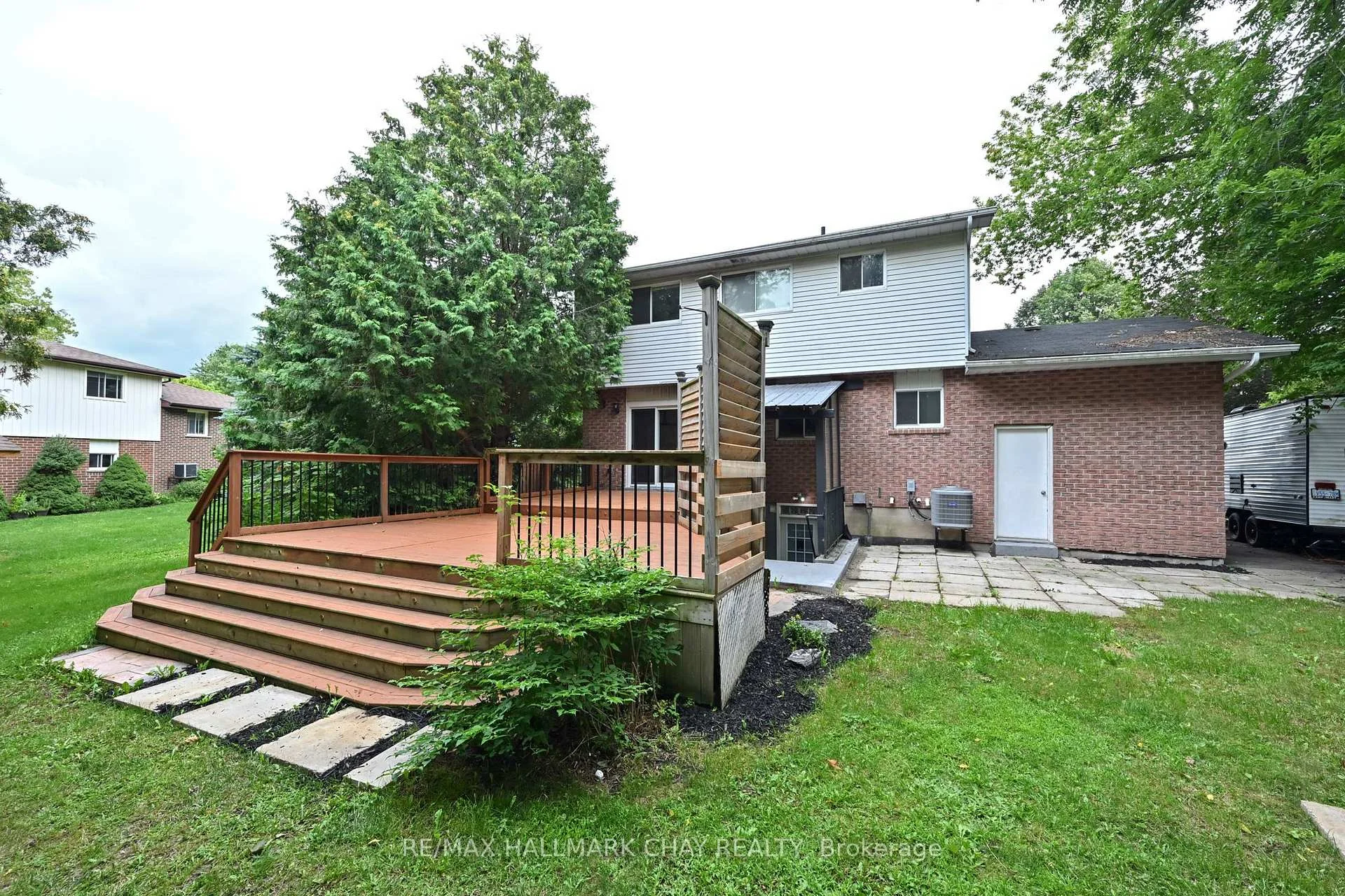 Photo 35 of 34 Boyne Crescent, New Tecumseth, Alliston — HOMEH