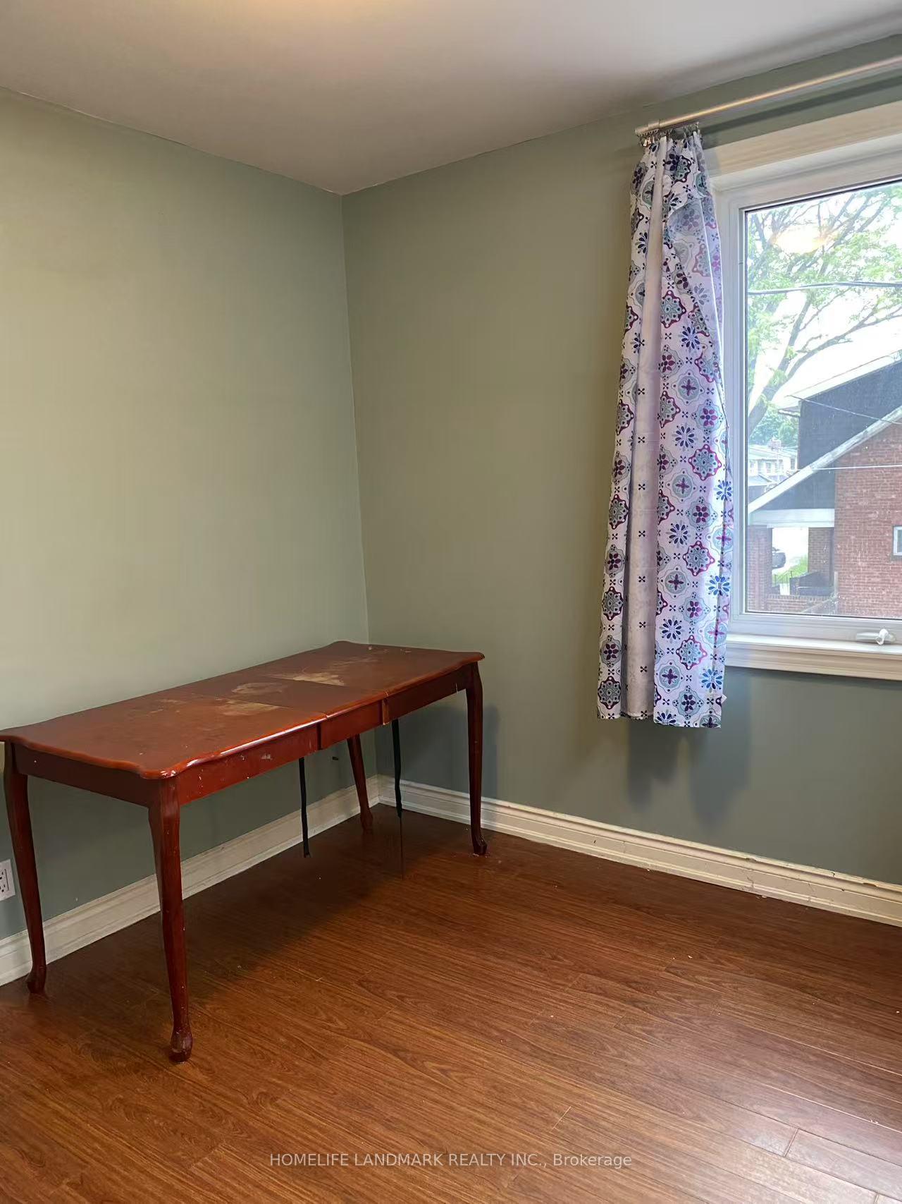 Photo 4 of Unit Second Floor, 1890 Dufferin Street, Toronto, Corso Italia-Davenport — HOMEH