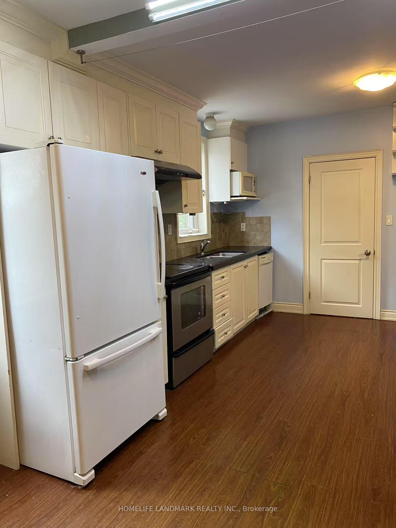 Photo 5 of Unit Second Floor, 1890 Dufferin Street, Toronto, Corso Italia-Davenport — HOMEH