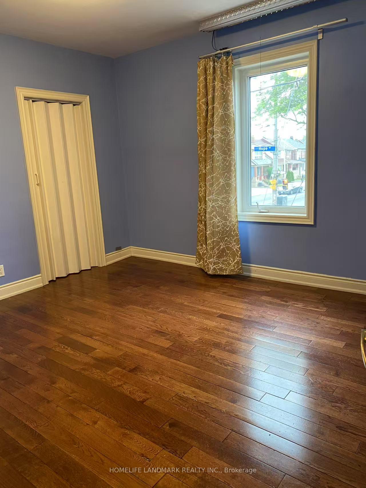Photo 6 of Unit Second Floor, 1890 Dufferin Street, Toronto, Corso Italia-Davenport — HOMEH