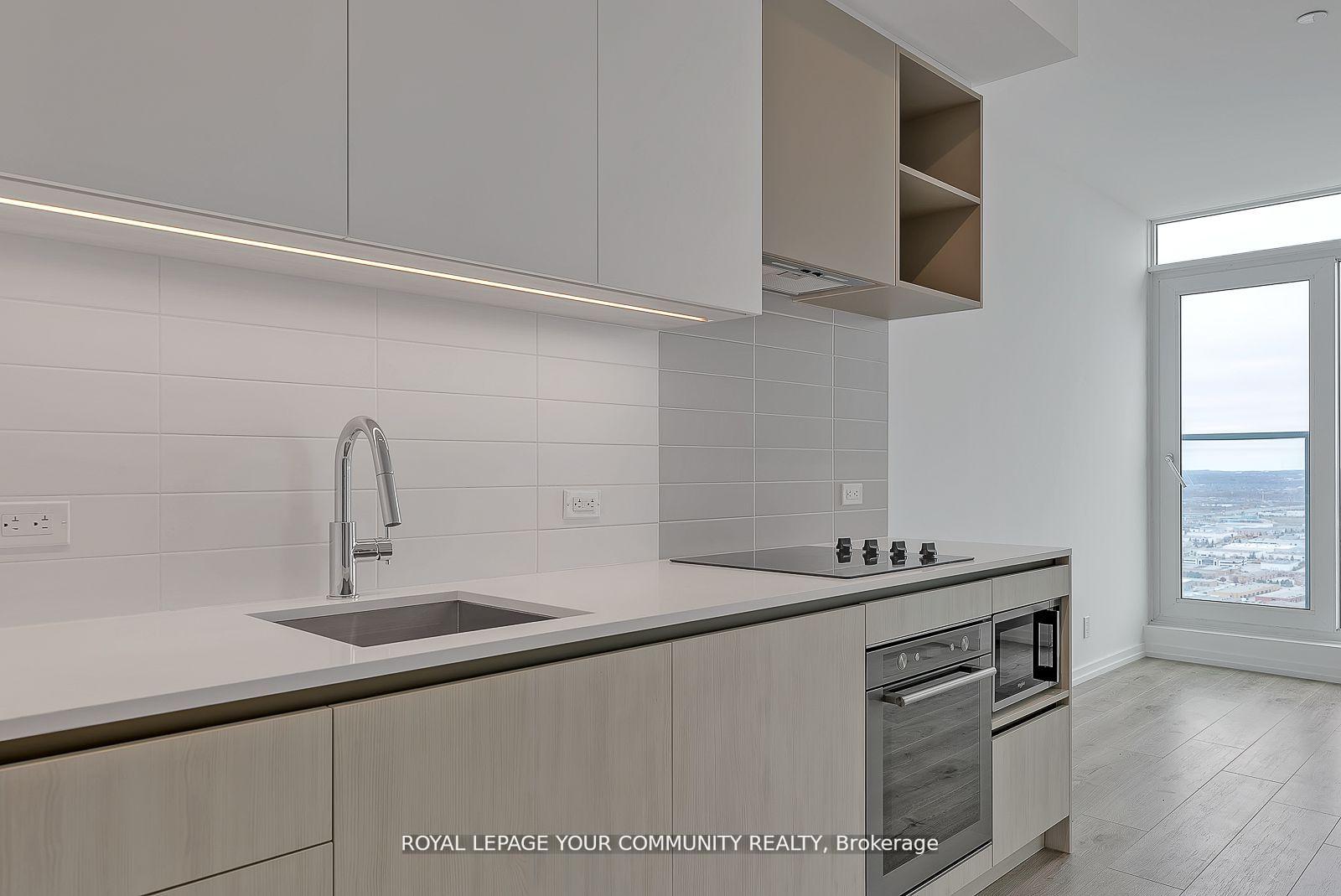 Photo 8 of Unit PH12, 1000 Portage Parkway, Vaughan, Vaughan Corporate Centre — HOMEH