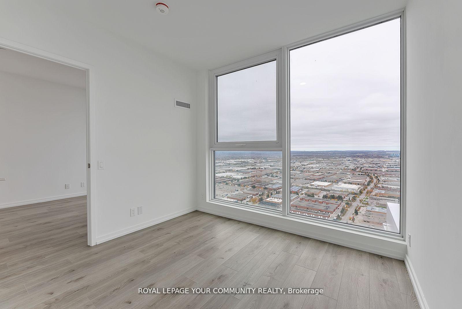 Photo 10 of Unit PH12, 1000 Portage Parkway, Vaughan, Vaughan Corporate Centre — HOMEH