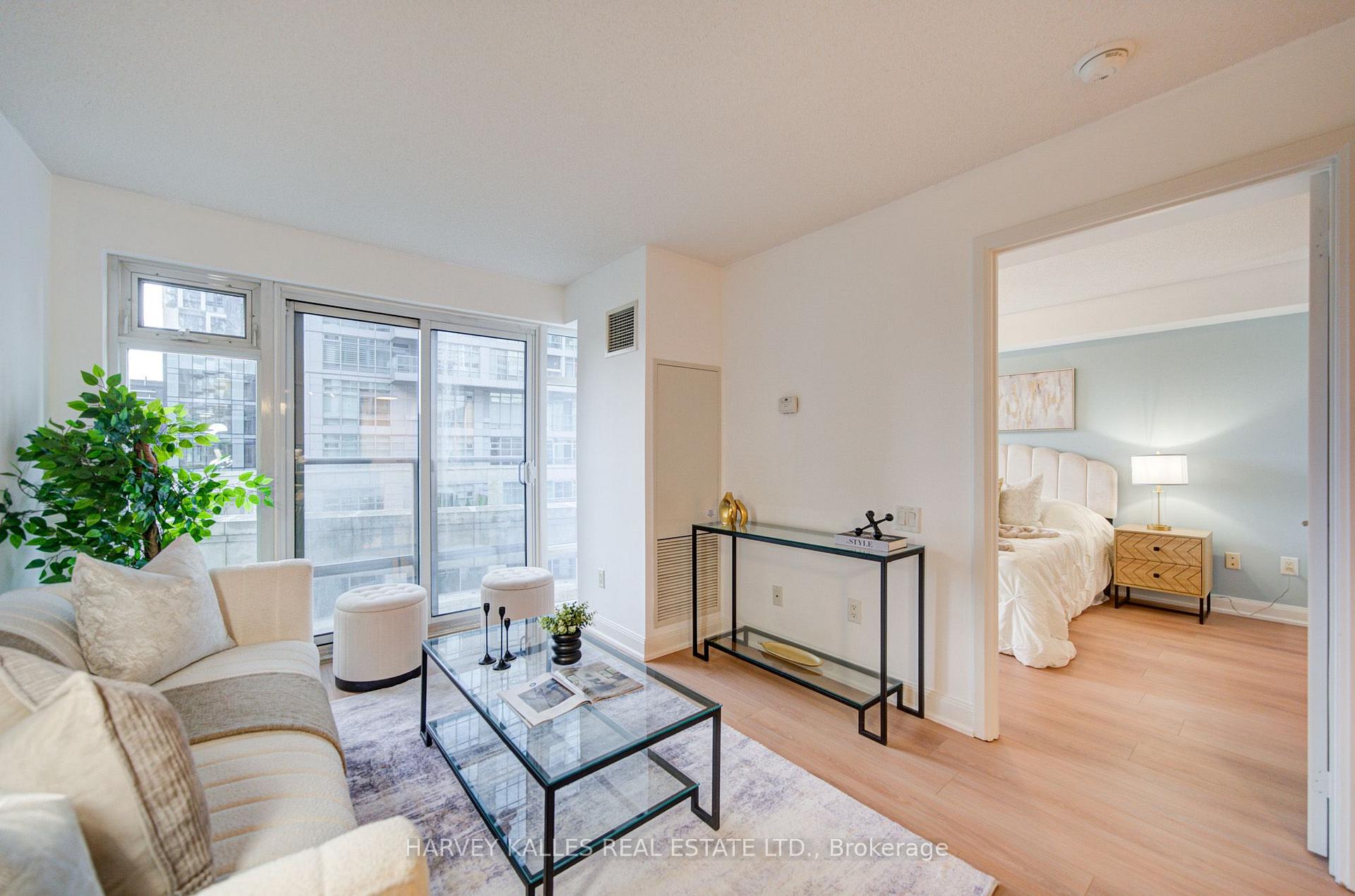 Front of Unit 504, 2191 Yonge Street