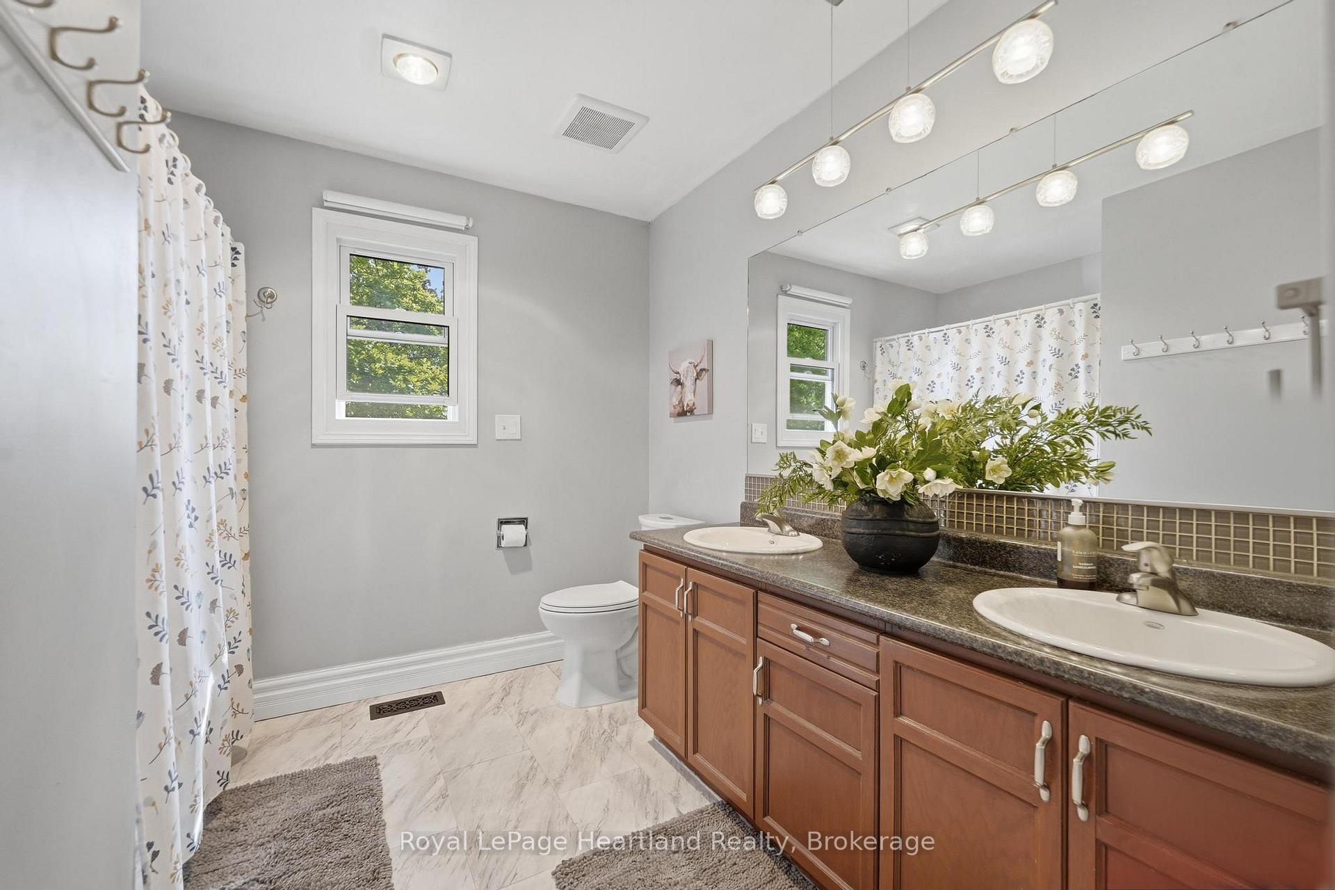 Photo 15 of 36589 Dunlop Drive, Ashfield-Colborne-Wawanosh, Colborne — HOMEH