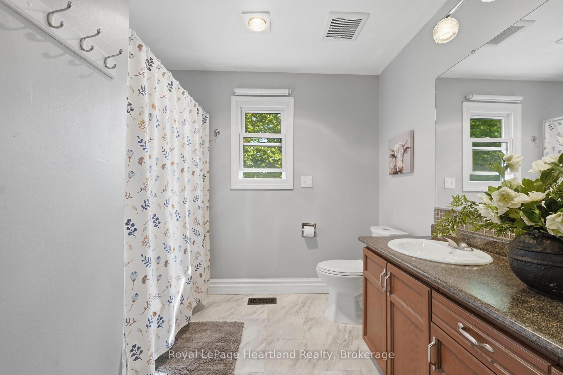 Photo 16 of 36589 Dunlop Drive, Ashfield-Colborne-Wawanosh, Colborne — HOMEH