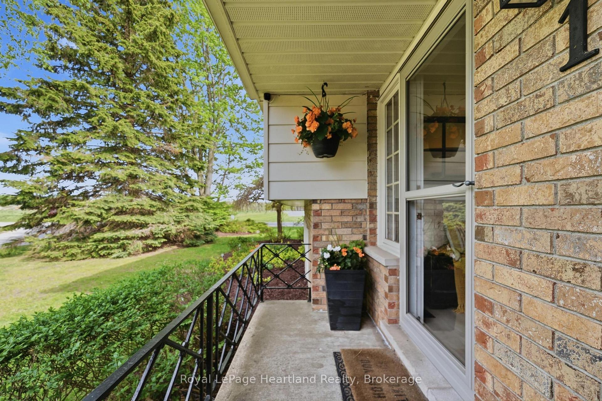 Photo 37 of 36589 Dunlop Drive, Ashfield-Colborne-Wawanosh, Colborne — HOMEH