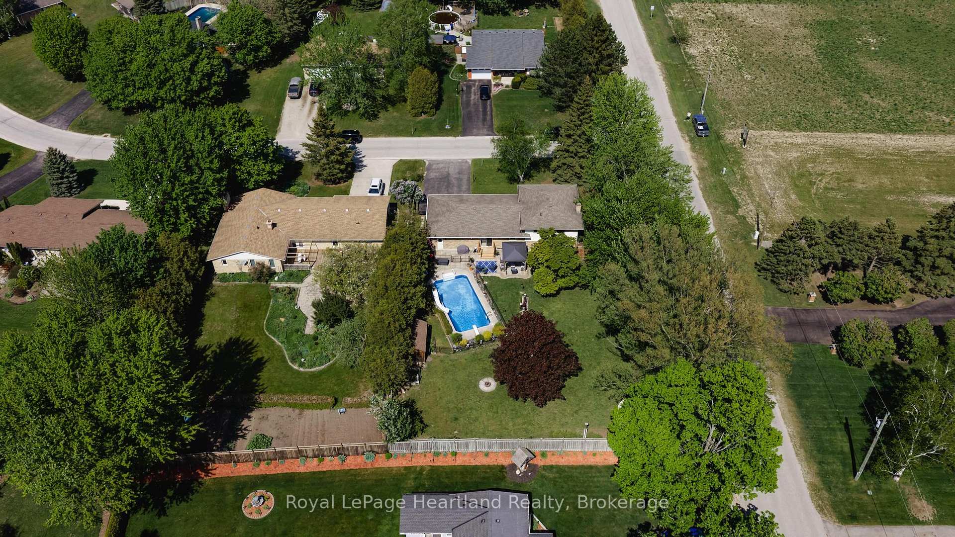 Photo 40 of 36589 Dunlop Drive, Ashfield-Colborne-Wawanosh, Colborne — HOMEH