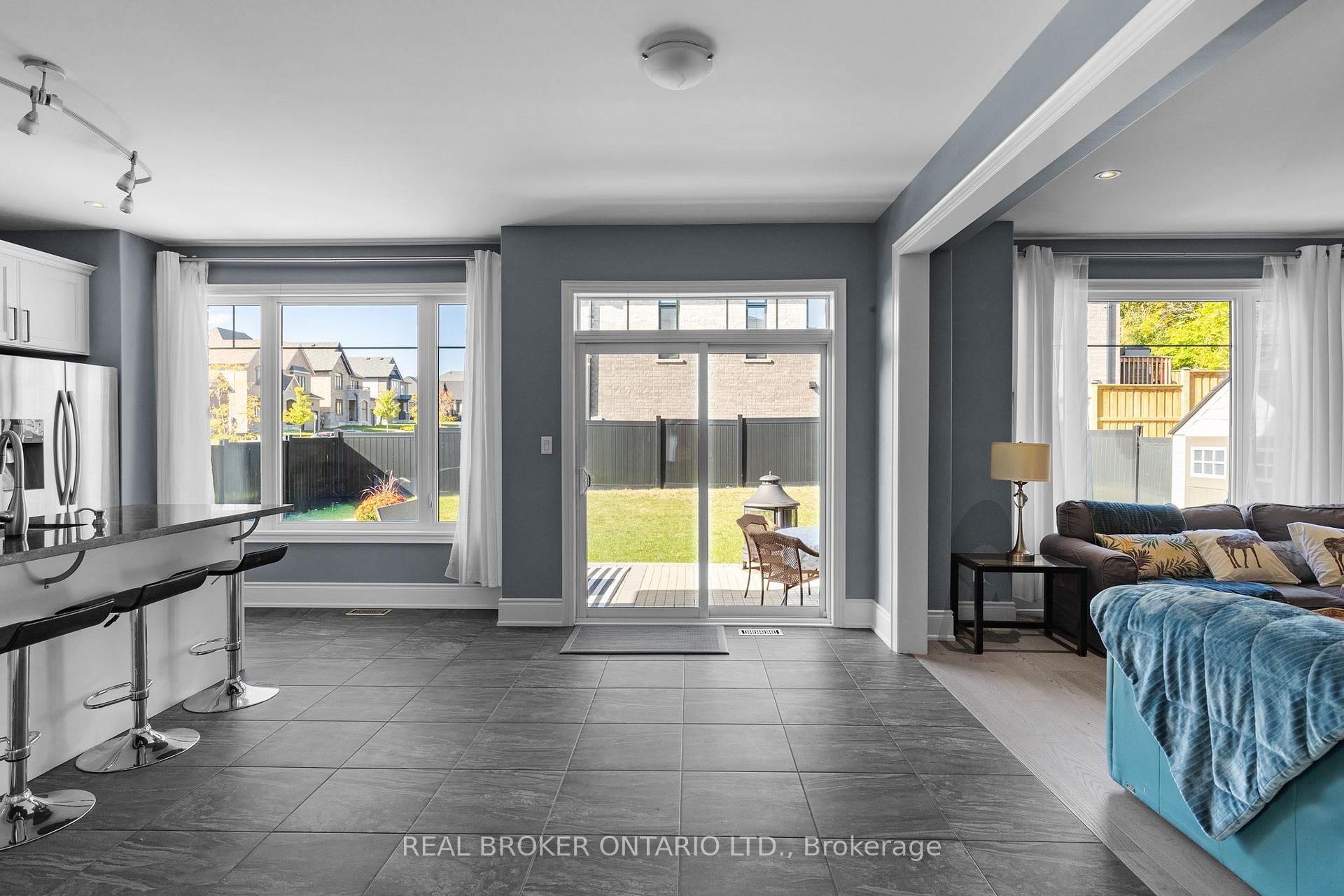 Photo 14 of 3032 Monarch Drive, Orillia — HOMEH