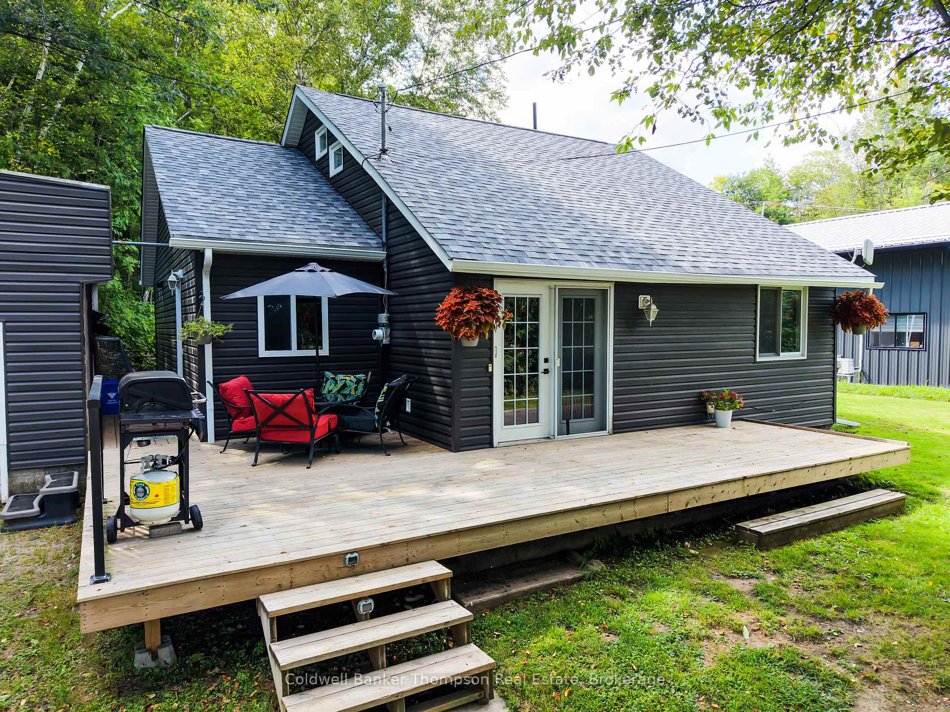 Photo of 103 Lindgren Road W