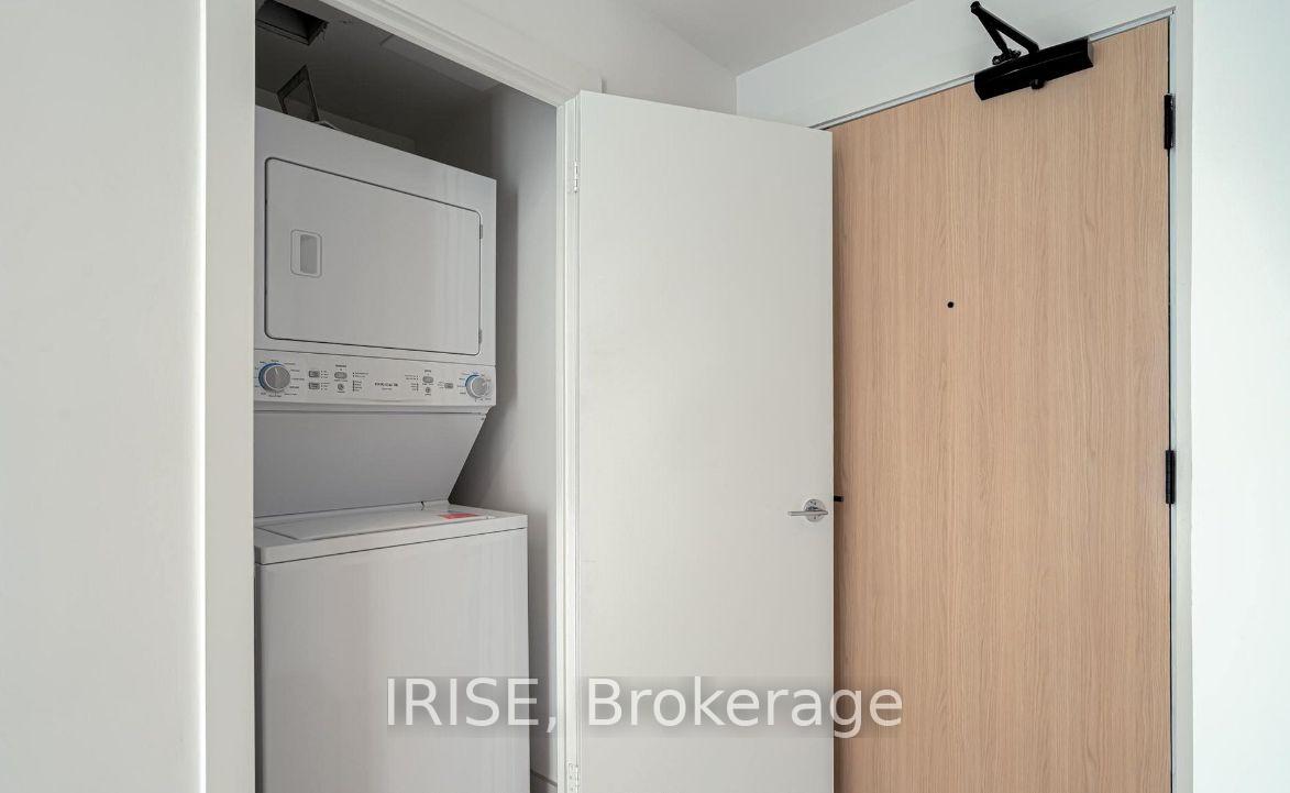 Photo 11 of Unit 4013, 35 Mercer Street, Toronto, Waterfront Communities — HOMEH