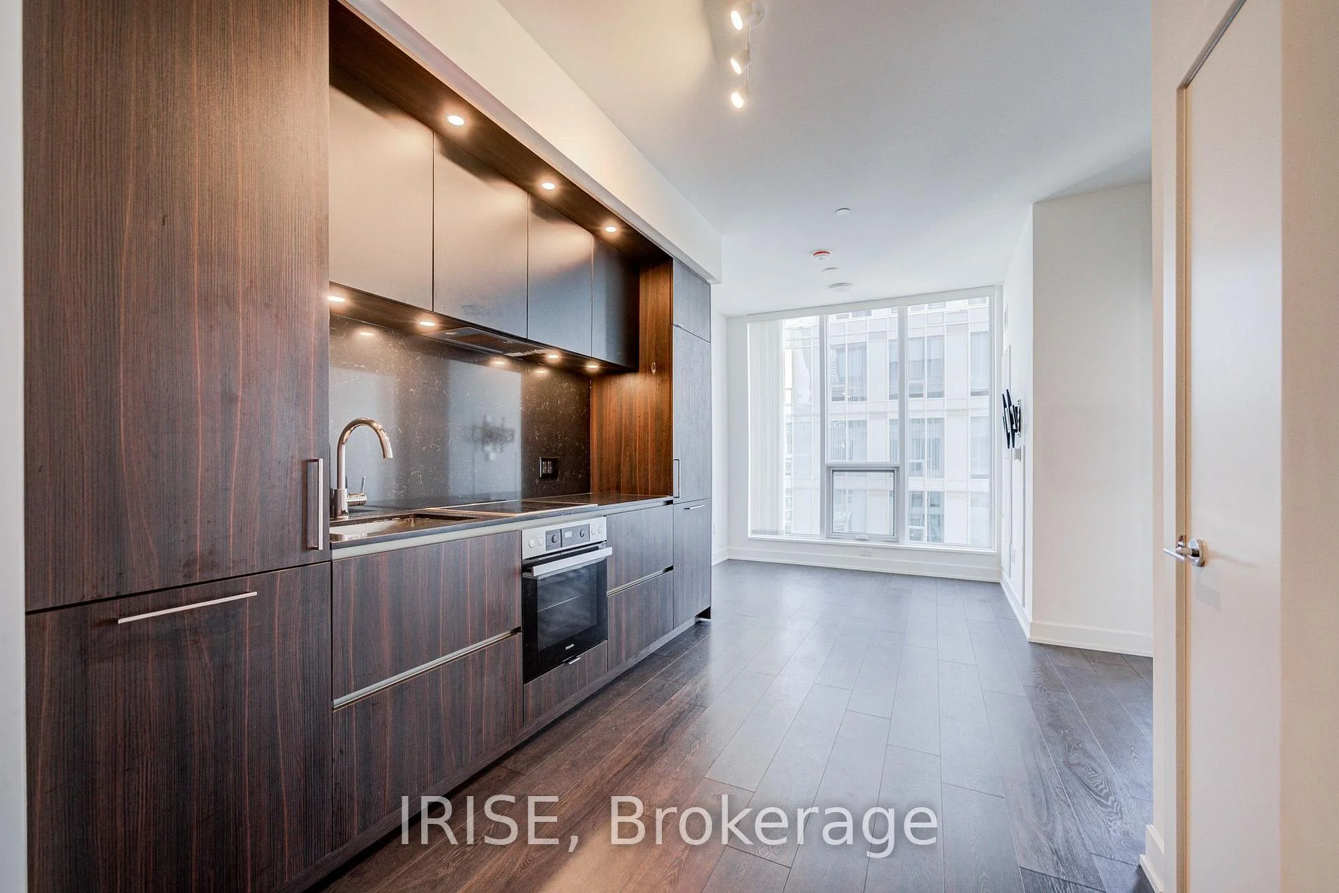 Photo 5 of Unit 4013, 35 Mercer Street, Toronto, Waterfront Communities — HOMEH