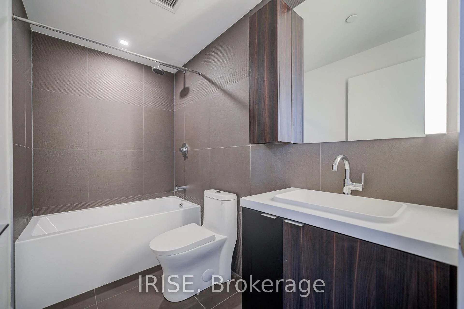 Photo 23 of Unit 4013, 35 Mercer Street, Toronto, Waterfront Communities — HOMEH
