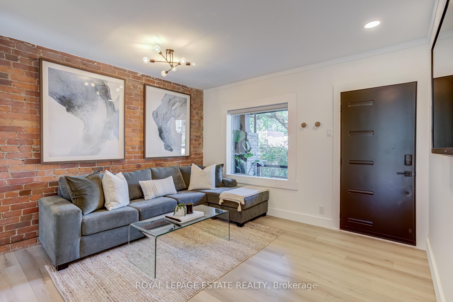 Photo 3 of 43 Fairford Avenue, Toronto, Greenwood-Coxwell — HOMEH