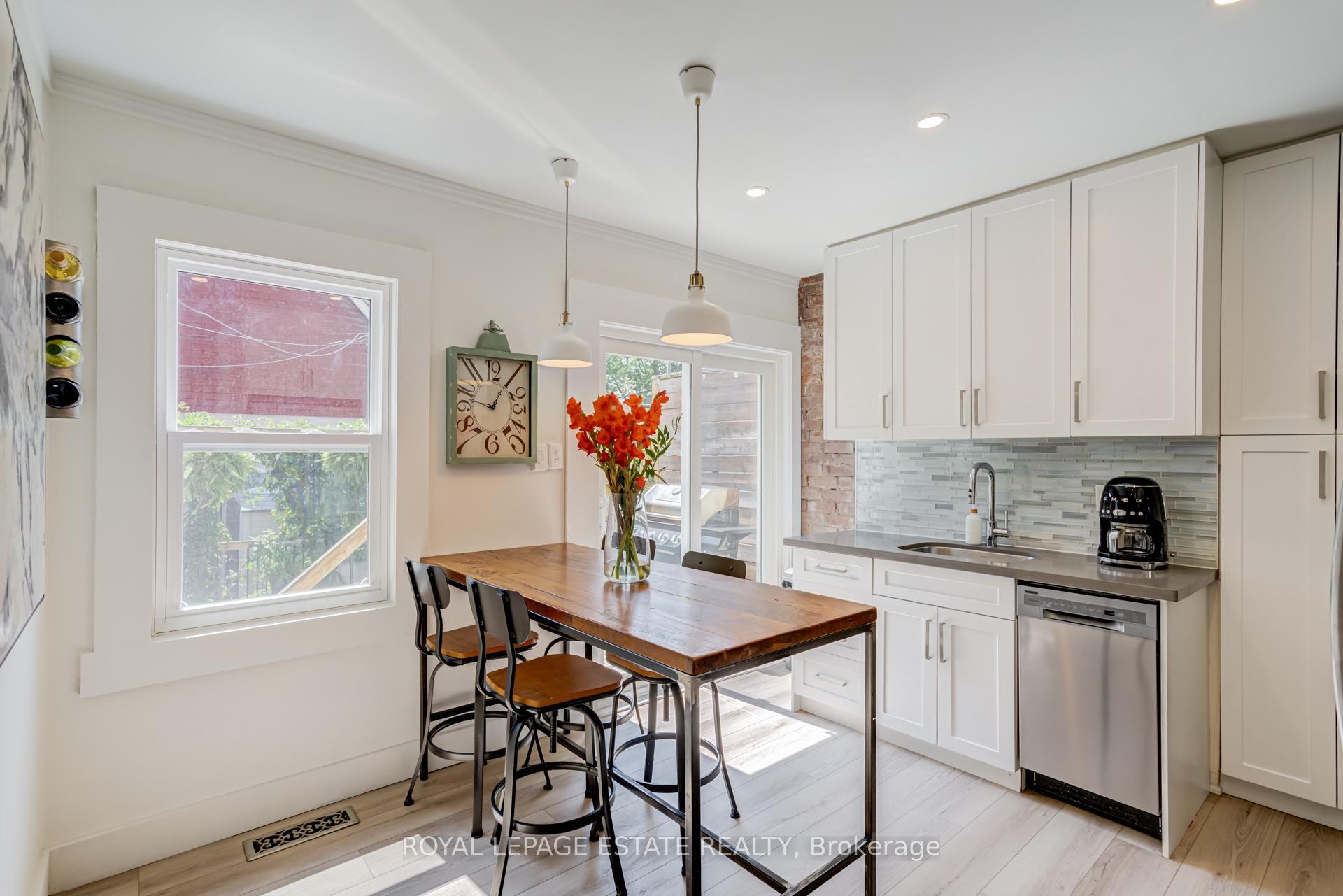 Photo 8 of 43 Fairford Avenue, Toronto, Greenwood-Coxwell — HOMEH