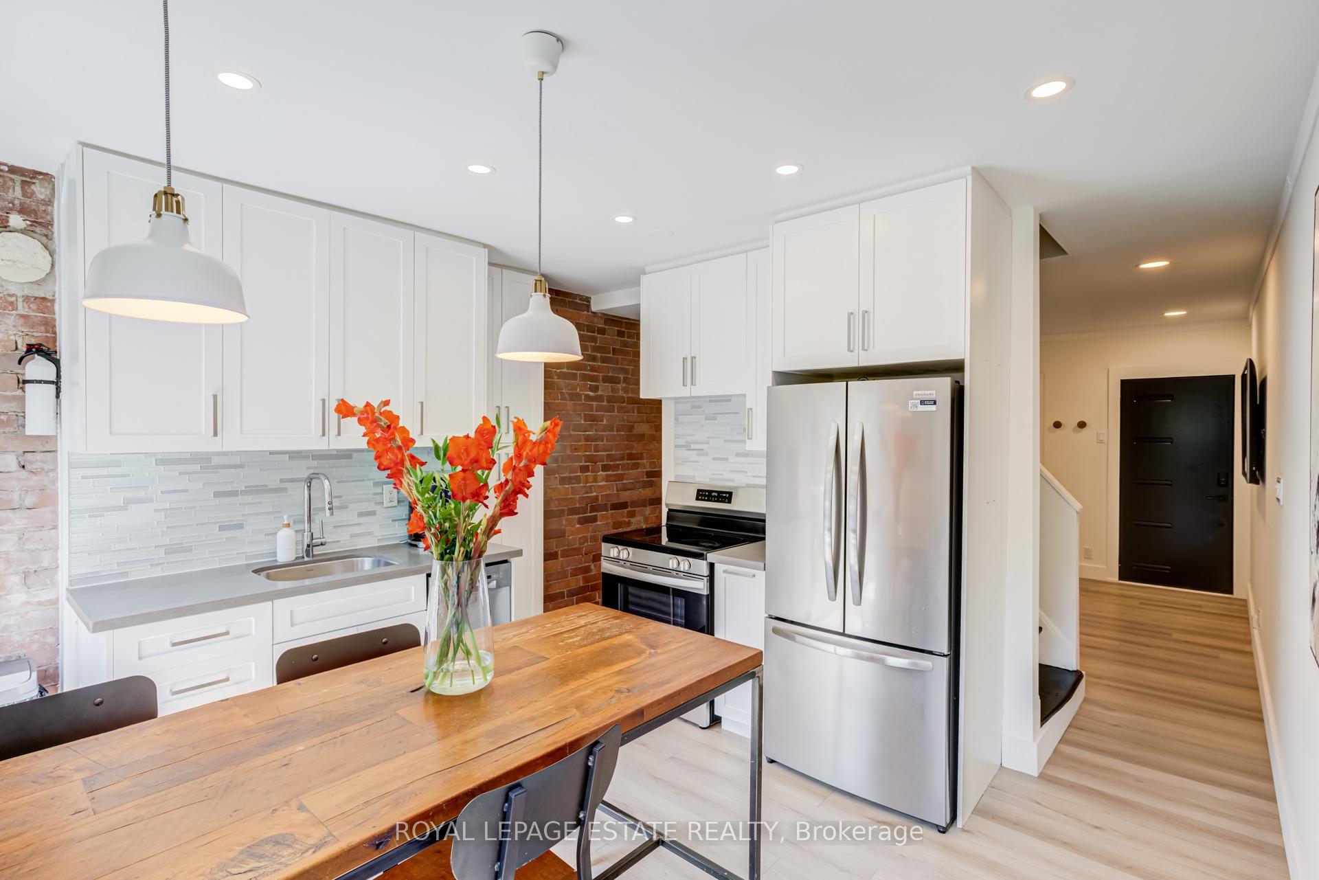 Photo 9 of 43 Fairford Avenue, Toronto, Greenwood-Coxwell — HOMEH