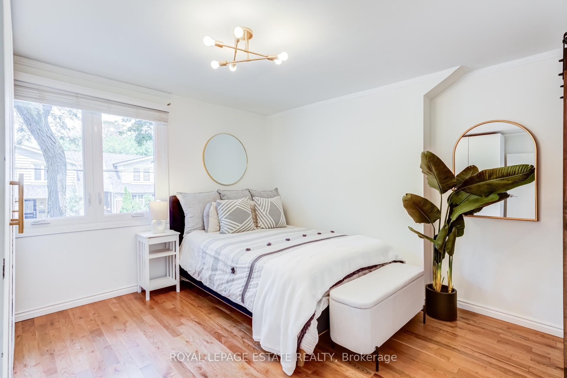 Photo 16 of 43 Fairford Avenue, Toronto, Greenwood-Coxwell — HOMEH