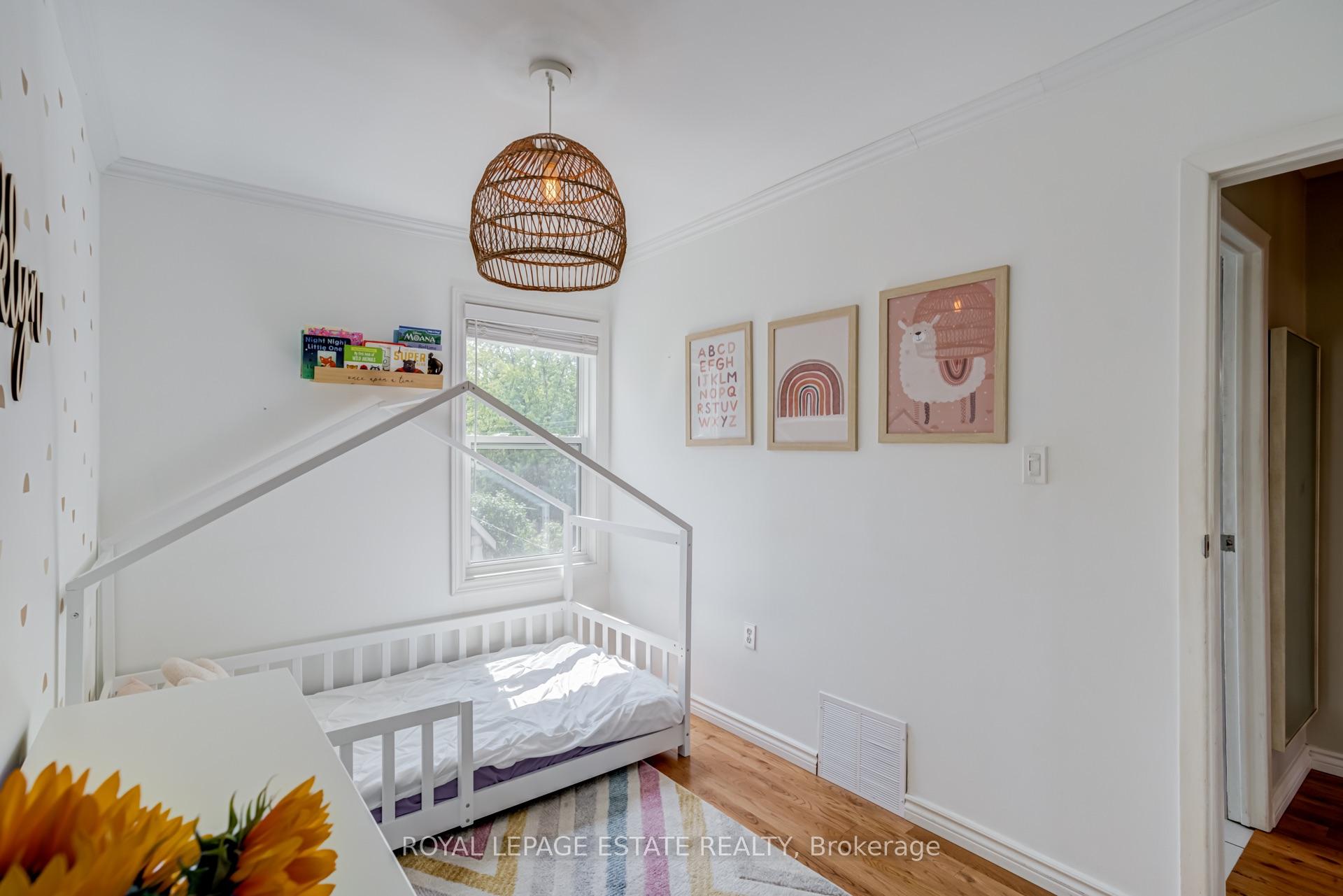 Photo 20 of 43 Fairford Avenue, Toronto, Greenwood-Coxwell — HOMEH