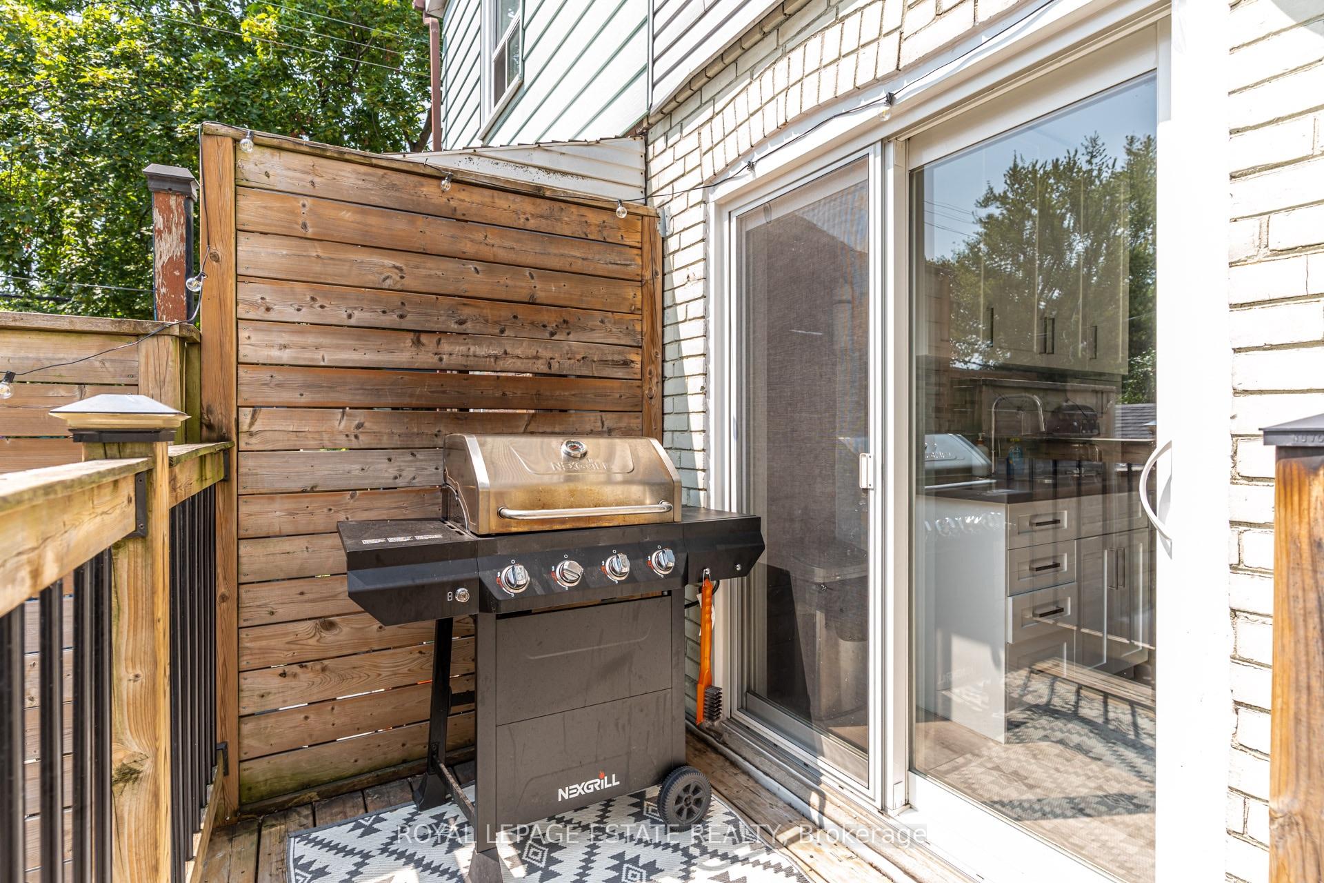 Photo 31 of 43 Fairford Avenue, Toronto, Greenwood-Coxwell — HOMEH