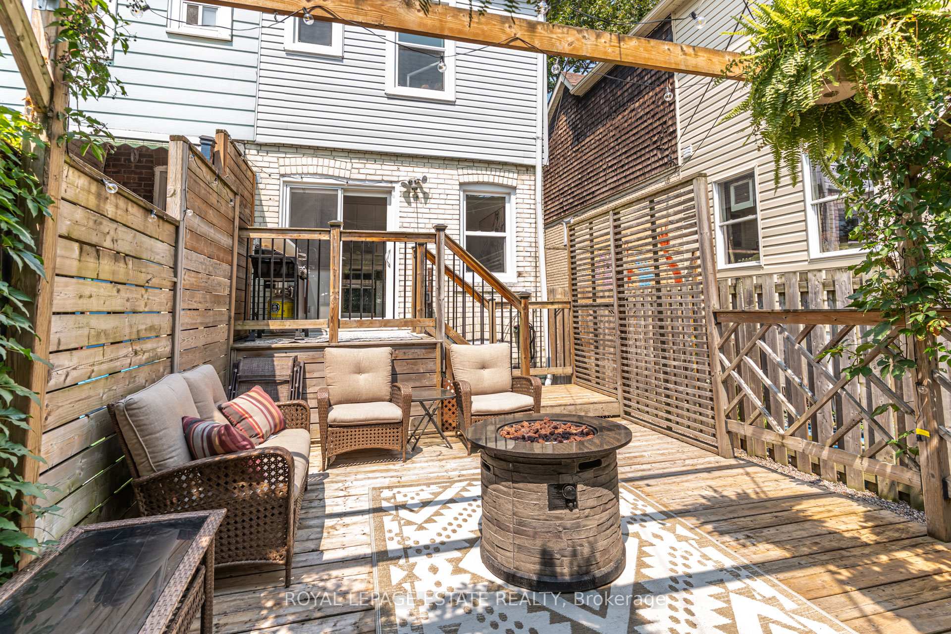 Photo 37 of 43 Fairford Avenue, Toronto, Greenwood-Coxwell — HOMEH