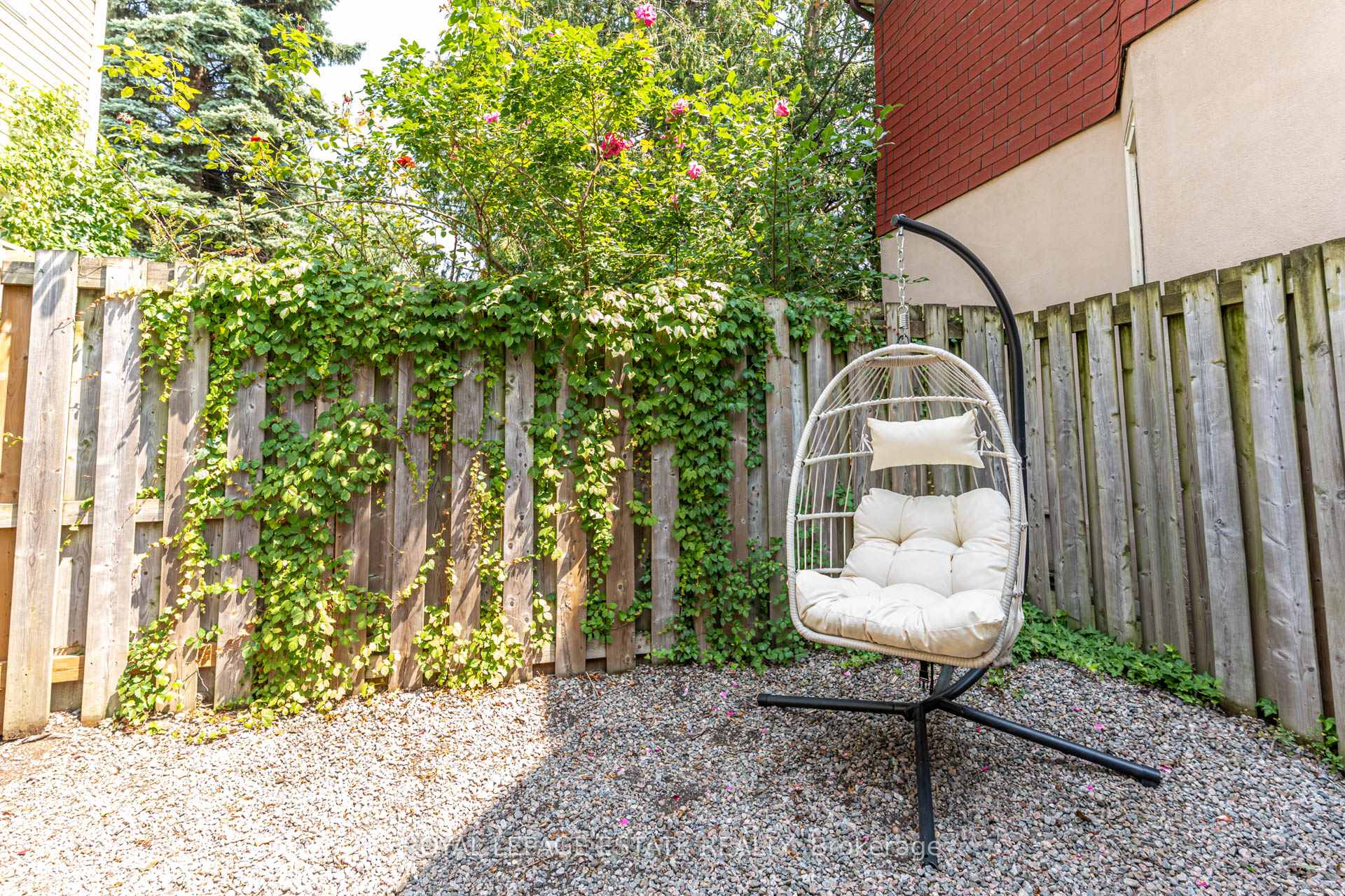 Photo 42 of 43 Fairford Avenue, Toronto, Greenwood-Coxwell — HOMEH
